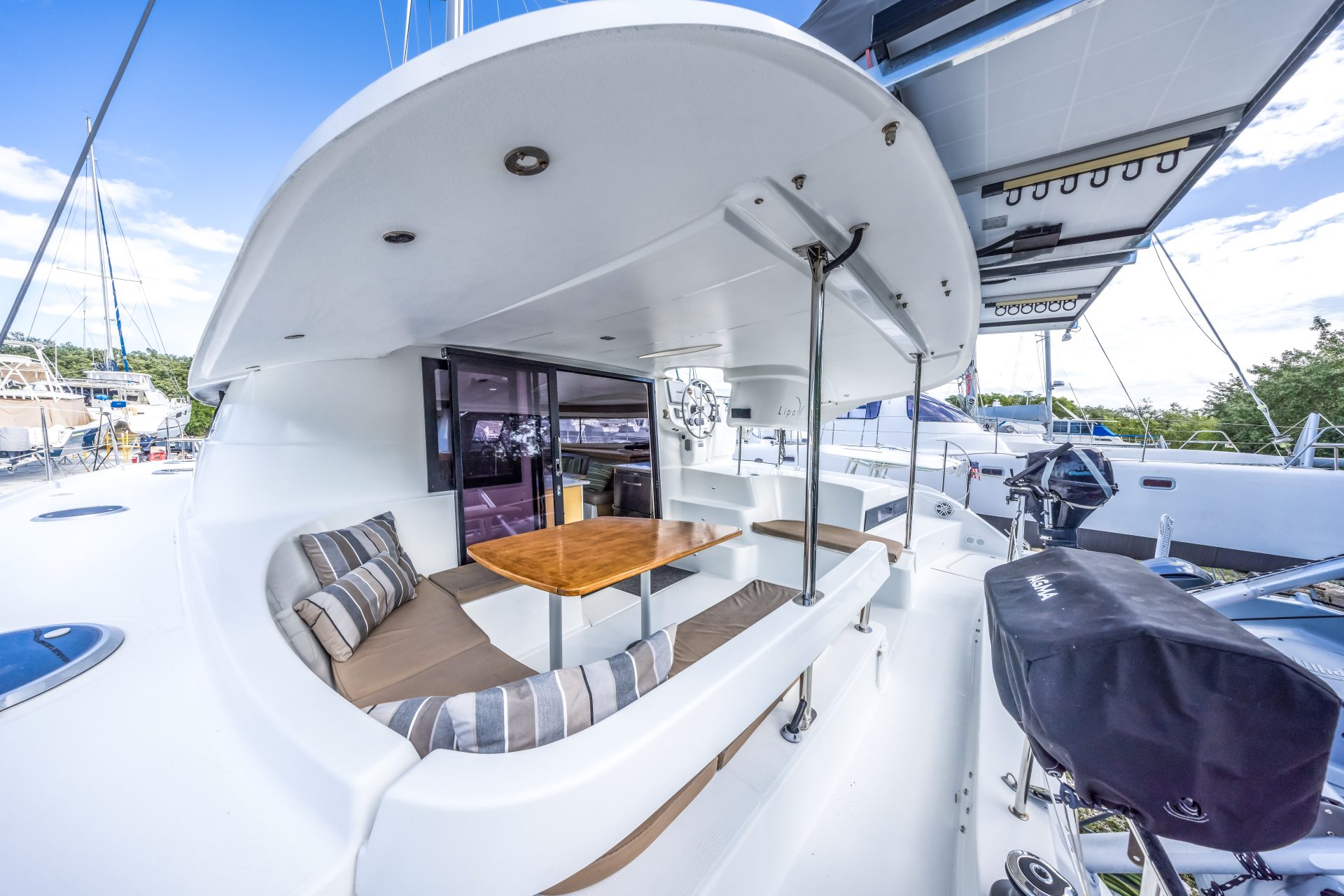 2014 Fountaine Pajot Lipari 41 photo 6