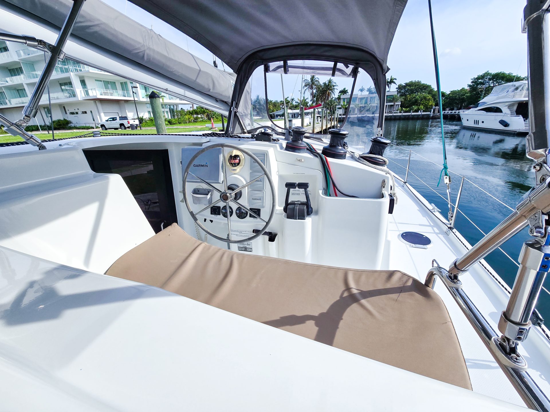 2014 Fountaine Pajot Lipari 41 photo 9