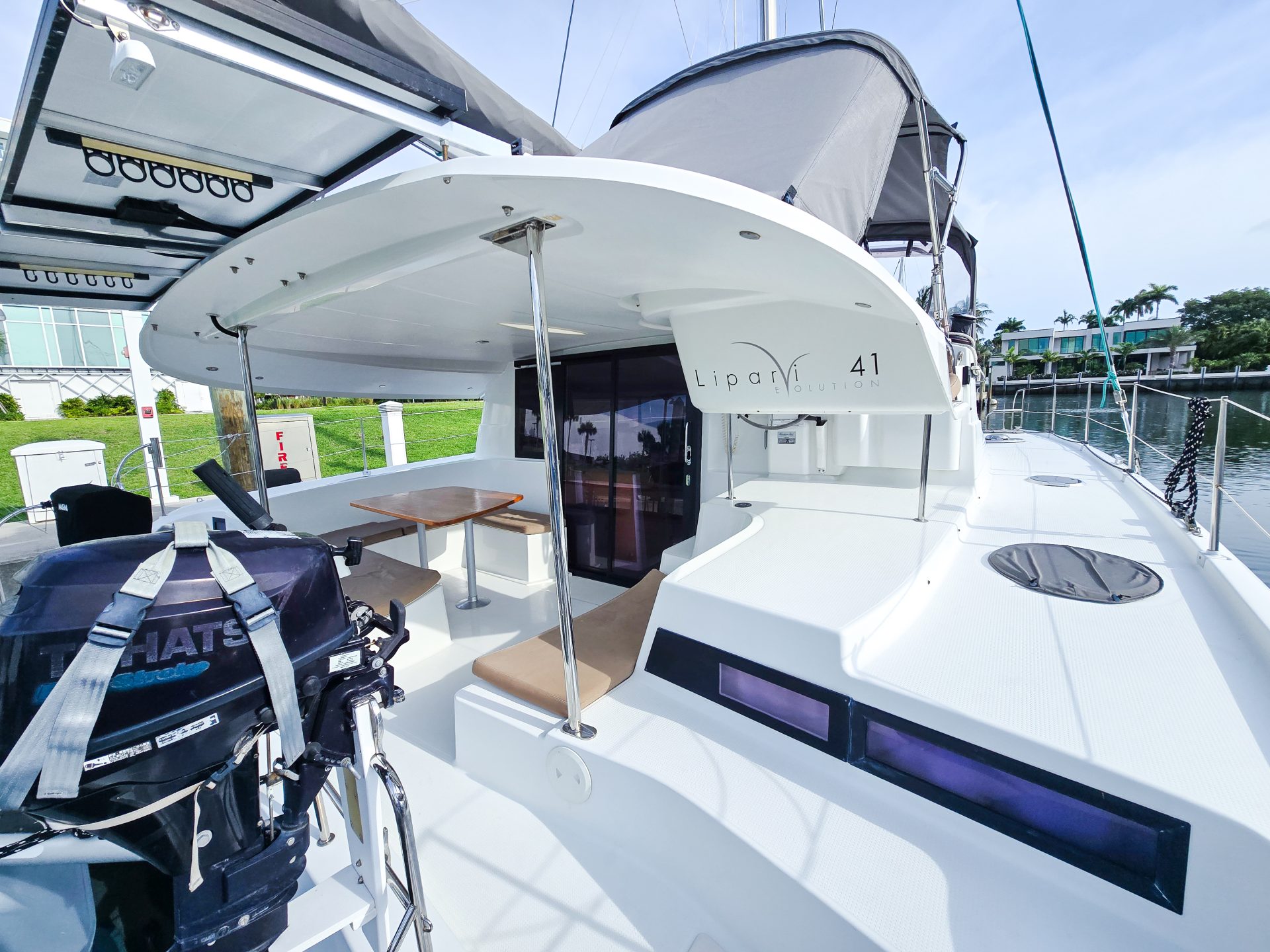 2014 Fountaine Pajot Lipari 41 photo 10