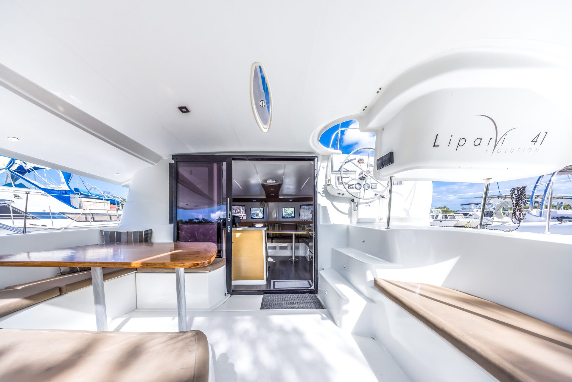 2014 Fountaine Pajot Lipari 41 photo 14