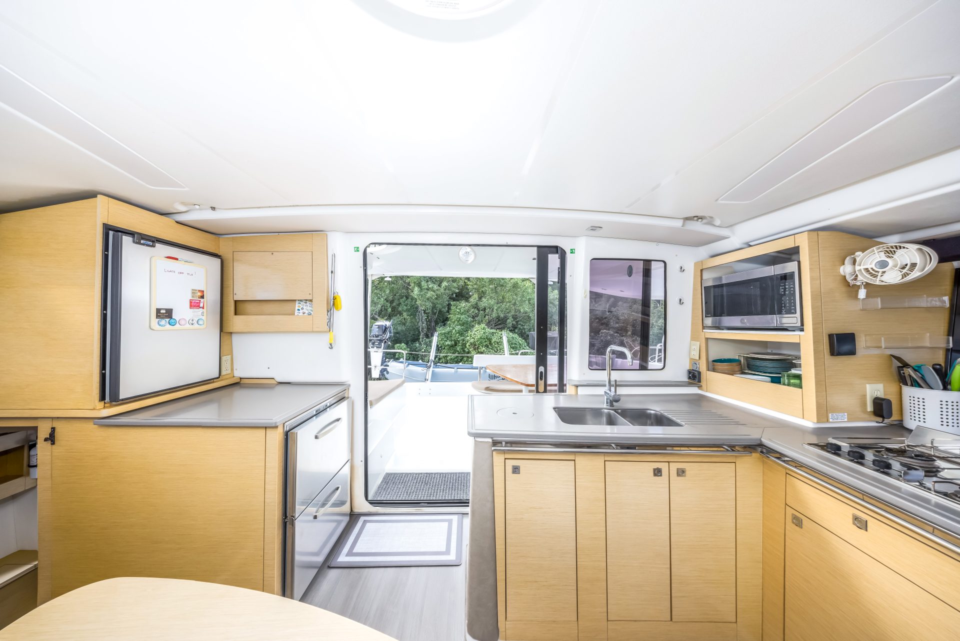 2014 Fountaine Pajot Lipari 41 photo 20