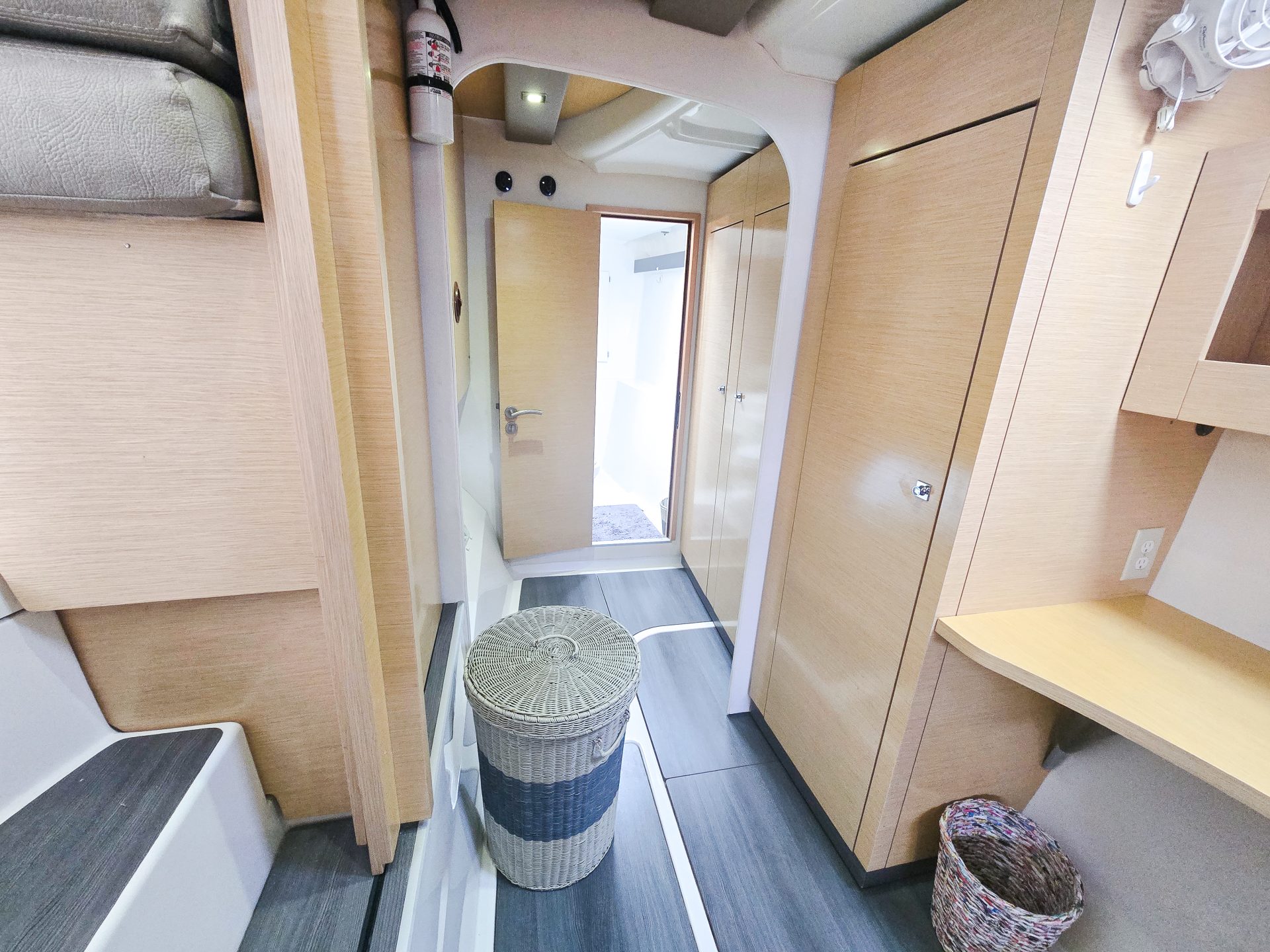 2014 Fountaine Pajot Lipari 41 photo 26
