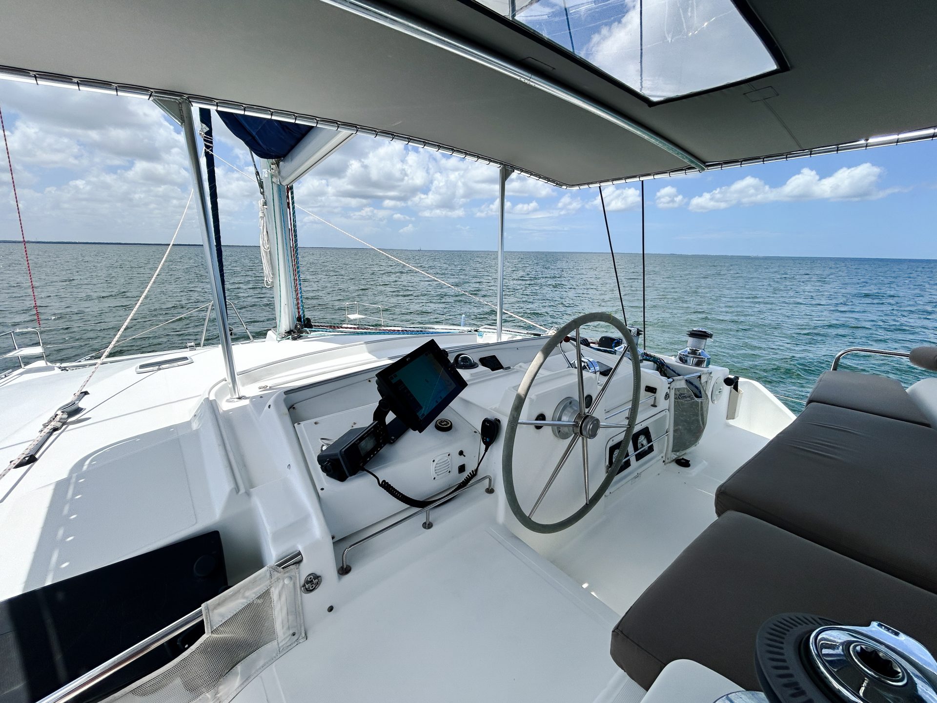 2004 Lagoon 440 photo 17
