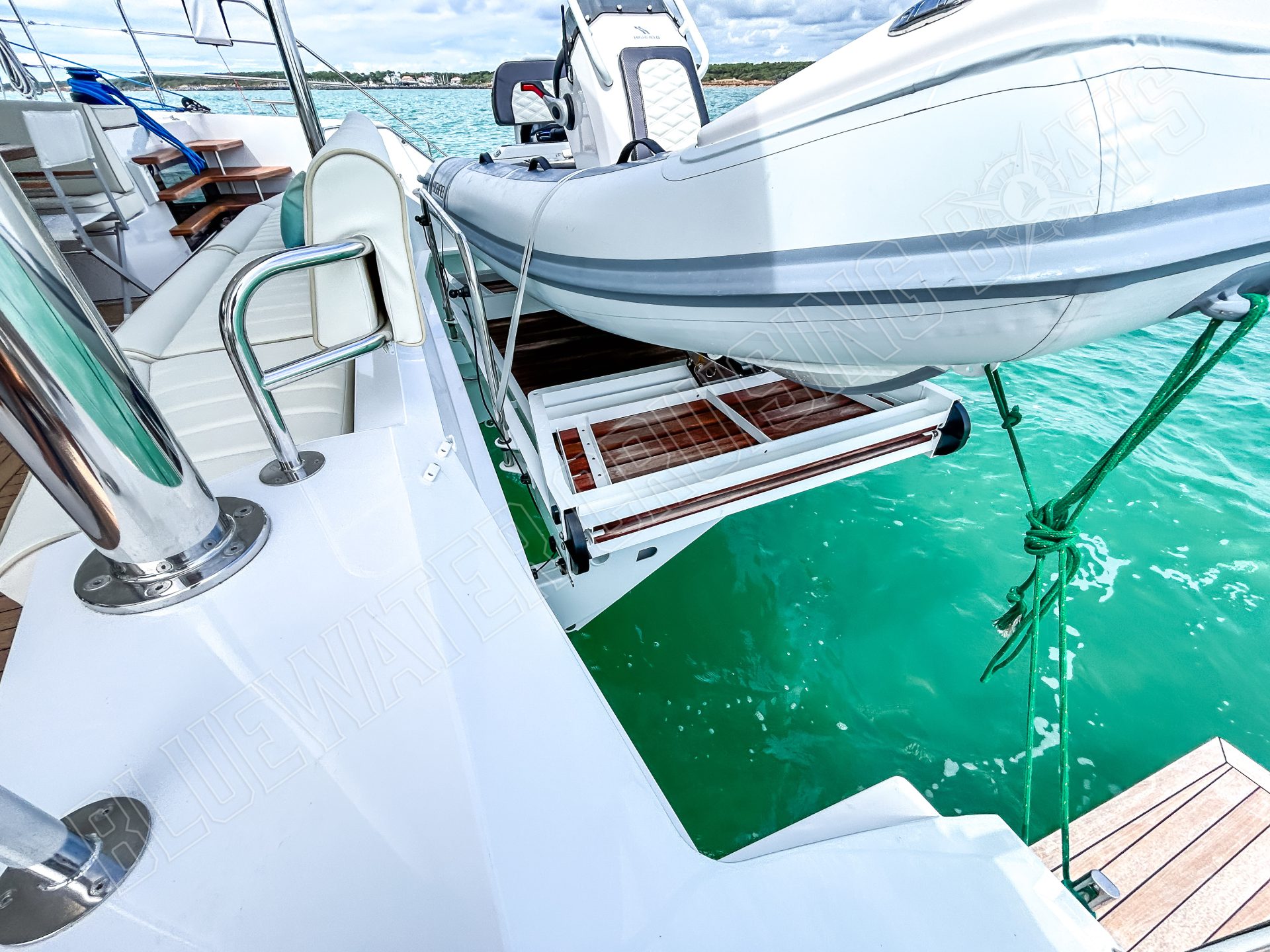2025 Privilege Signature 580 photo 14