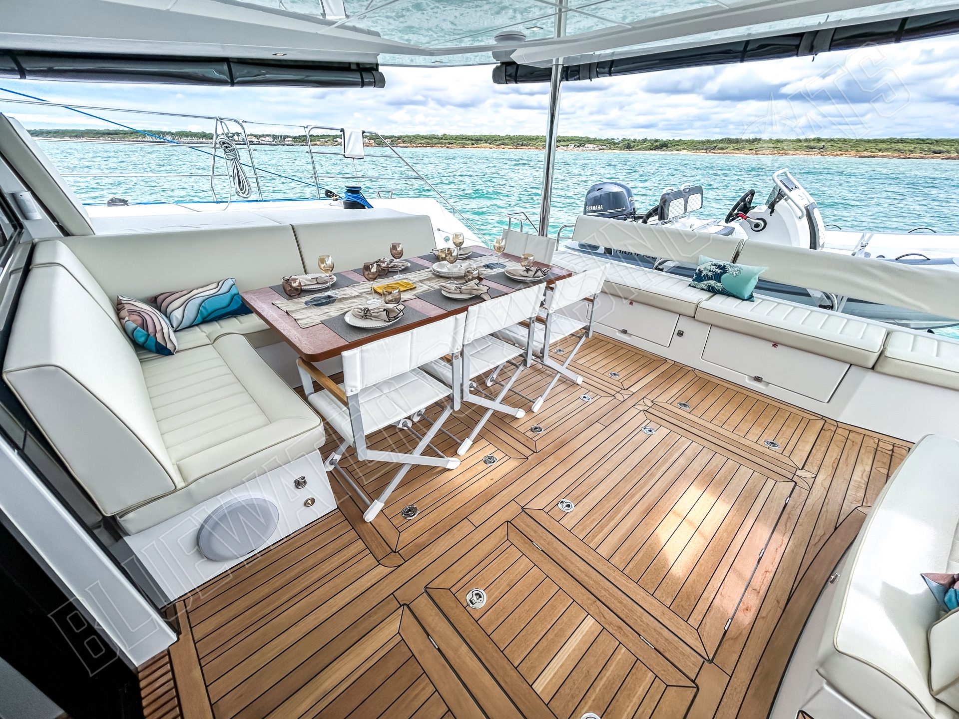 2025 Privilege Signature 580 photo 19