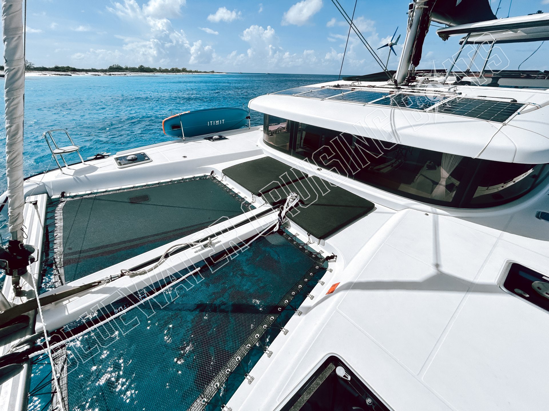 2018 Lagoon 42 Owners Version photo 9