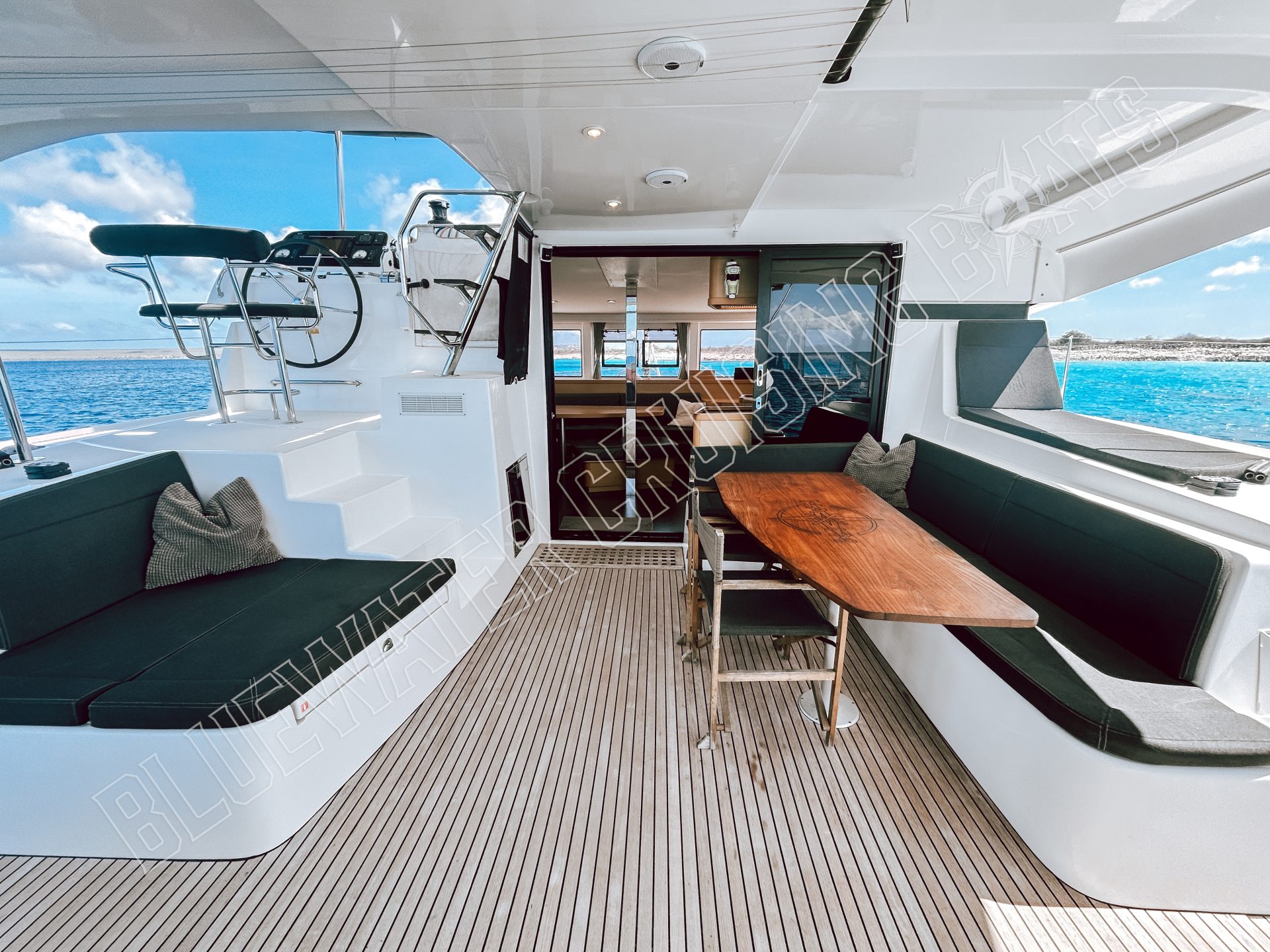 2018 Lagoon 42 Owners Version photo 24
