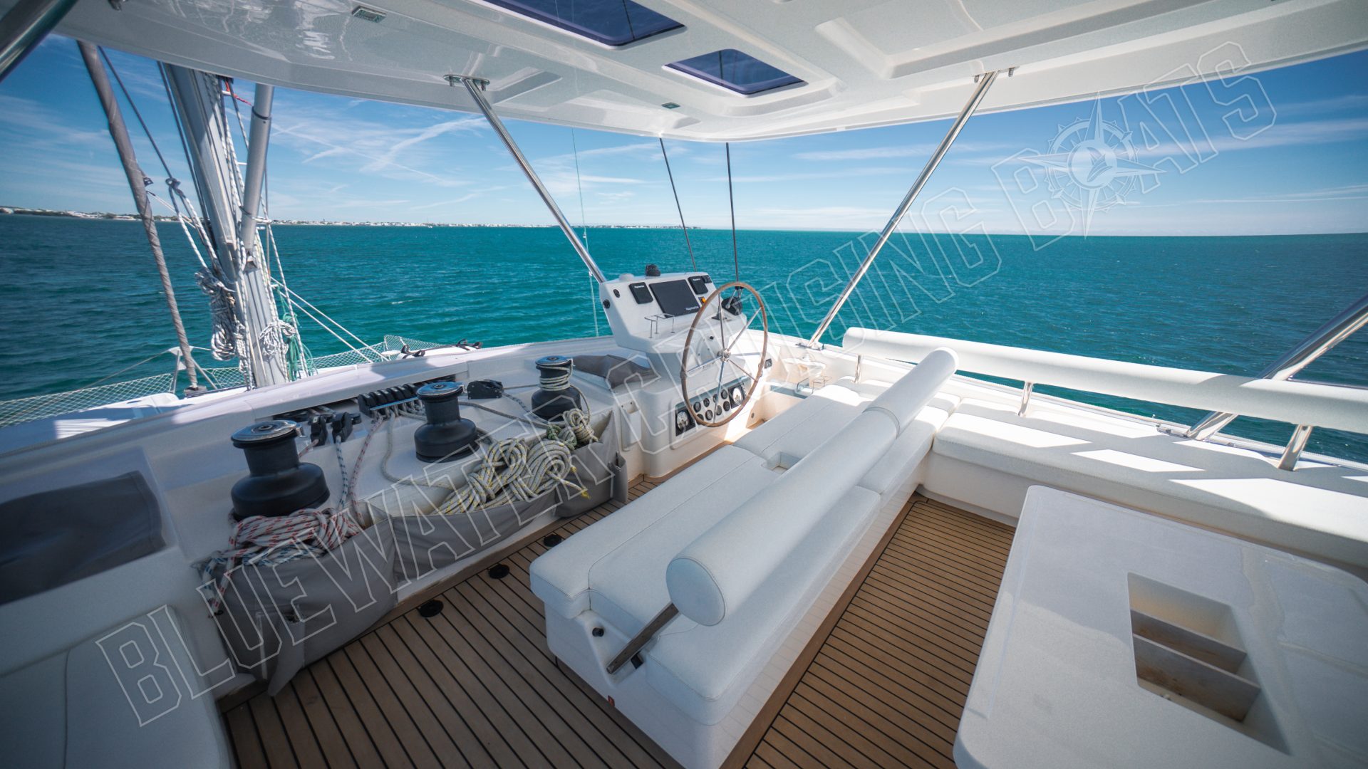 2020 Leopard 58 photo 30