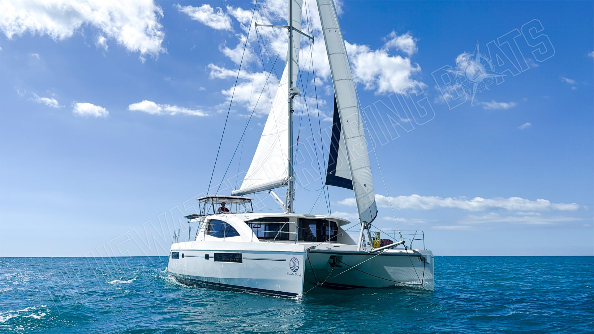 2015 Leopard 48 photo 2
