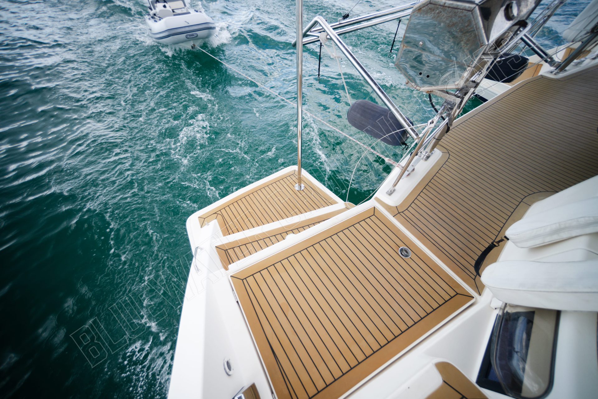 2015 Leopard 48 photo 8