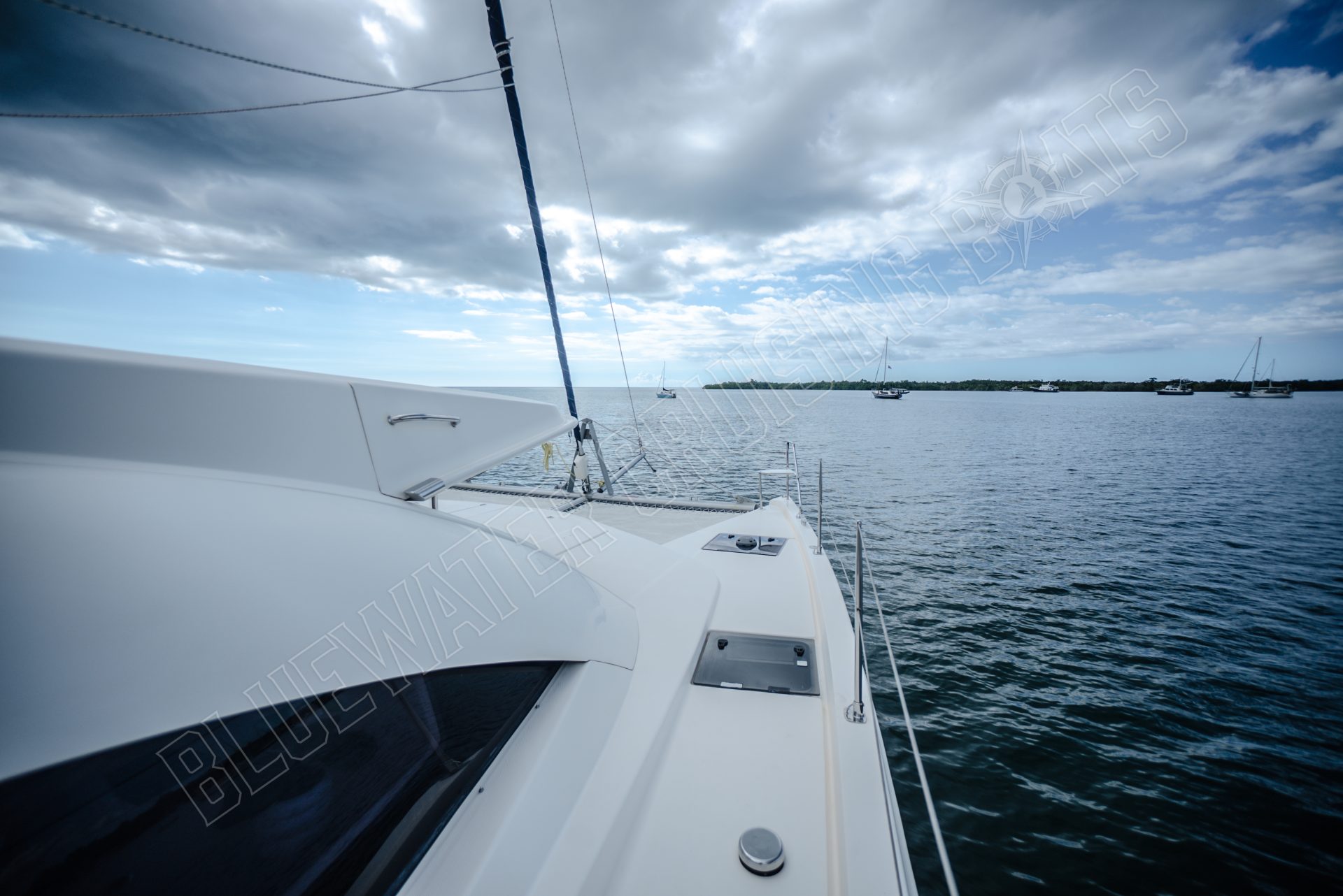 2015 Leopard 48 photo 22