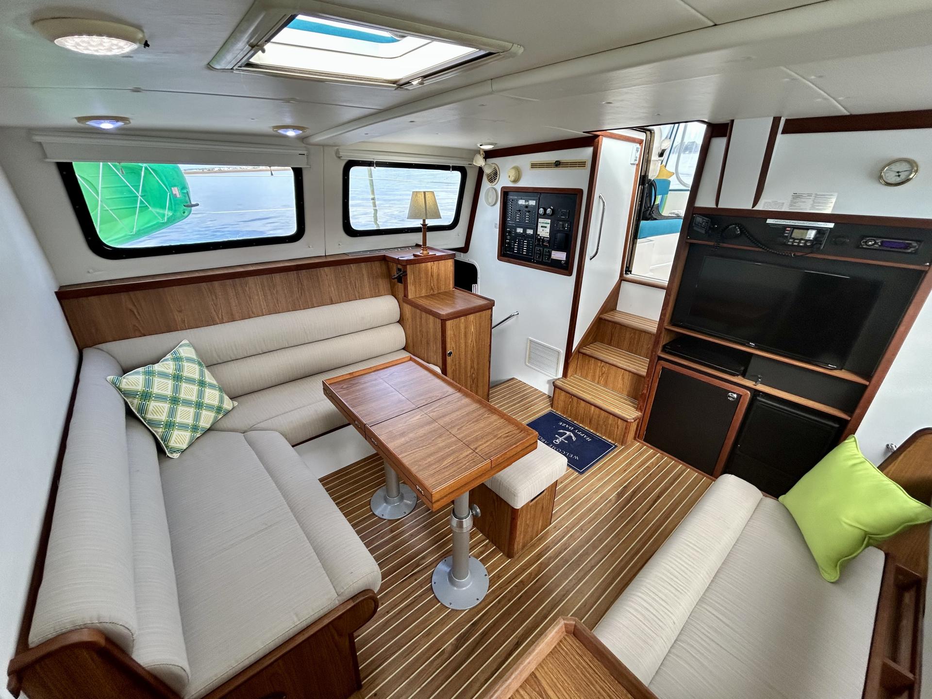 2007 Endeavor 44 Trawler Cat photo 34