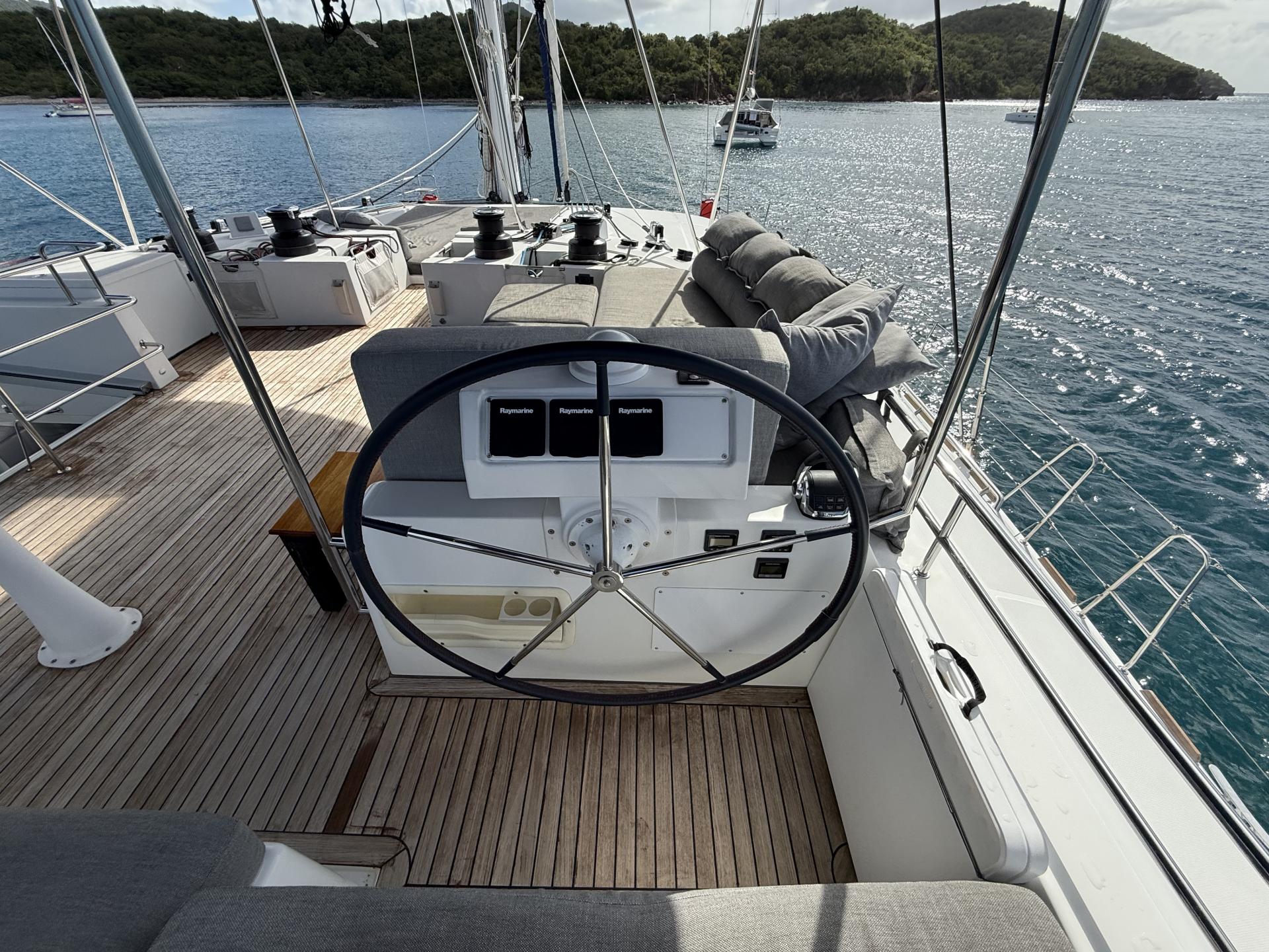 2011 Lagoon 620 photo 31