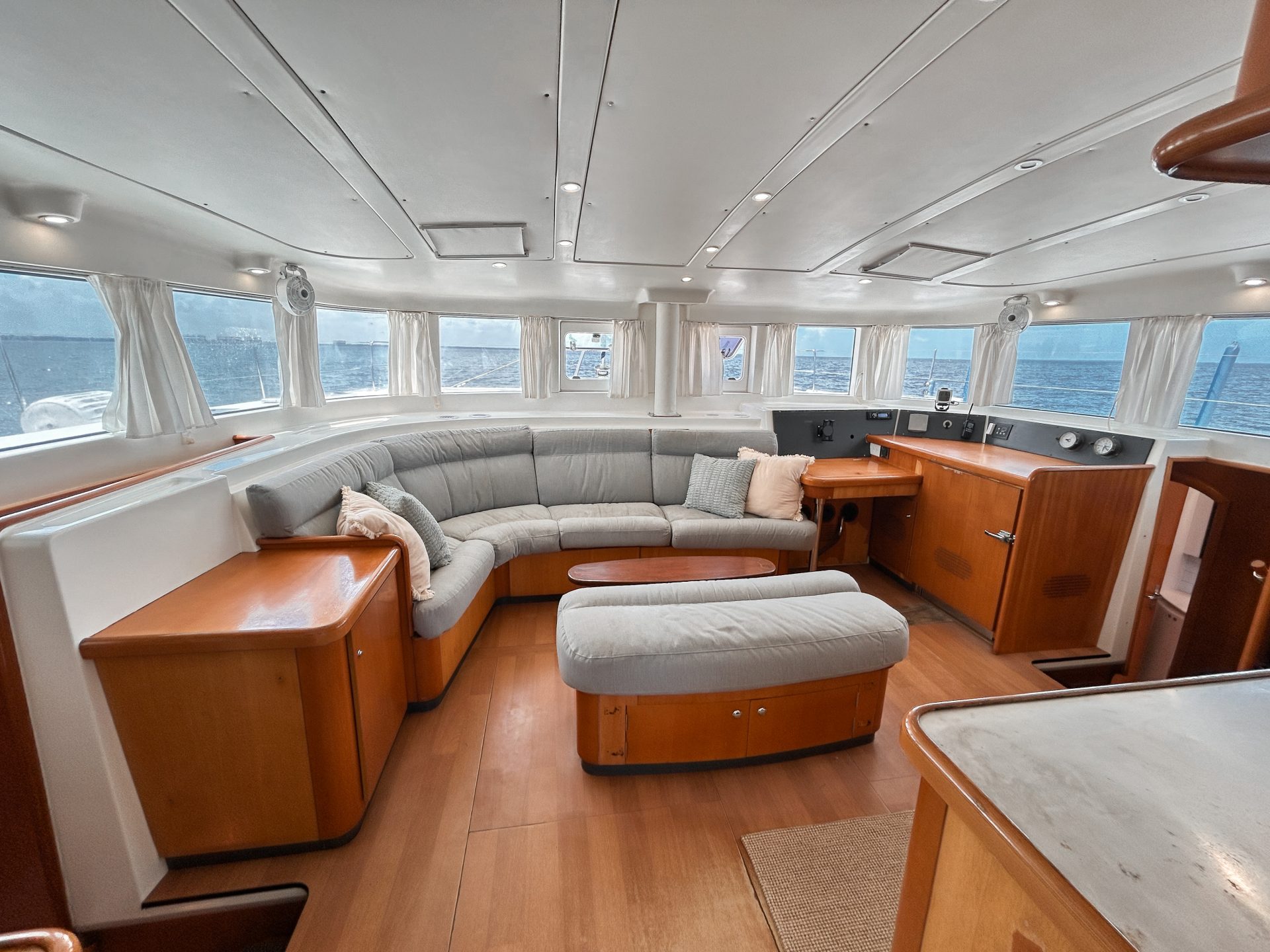 2004 Lagoon 440 photo 31