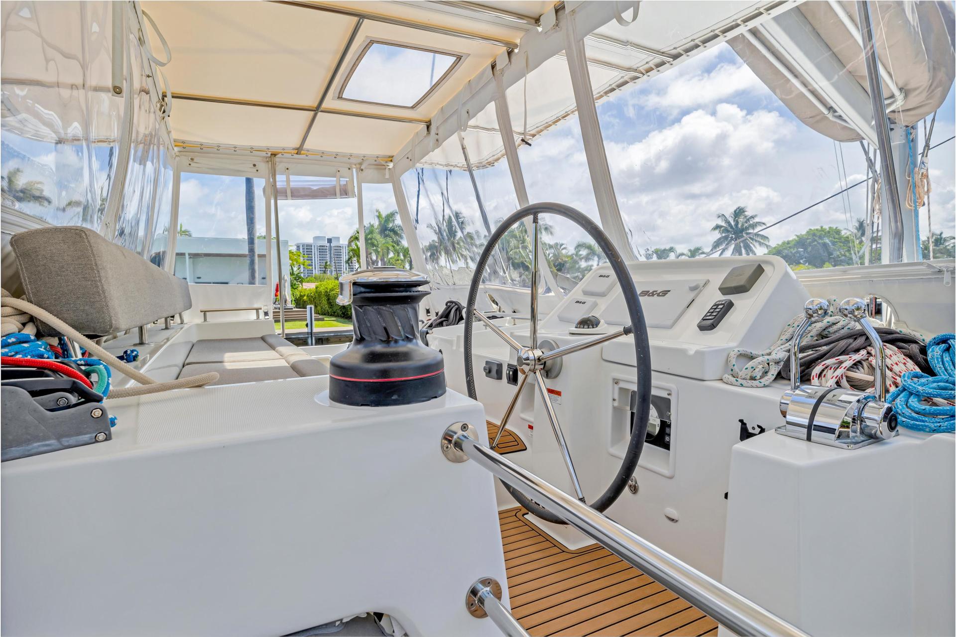 2016 Lagoon 450 Flybridge photo 31