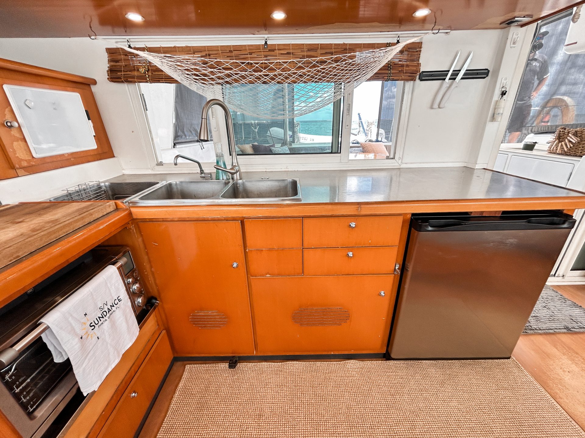 2004 Lagoon 440 photo 34