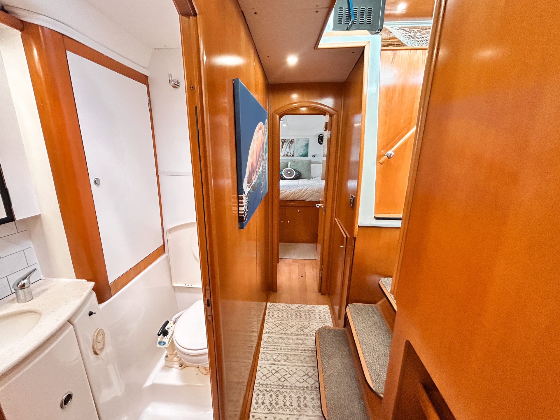 2004 Lagoon 440 photo 37