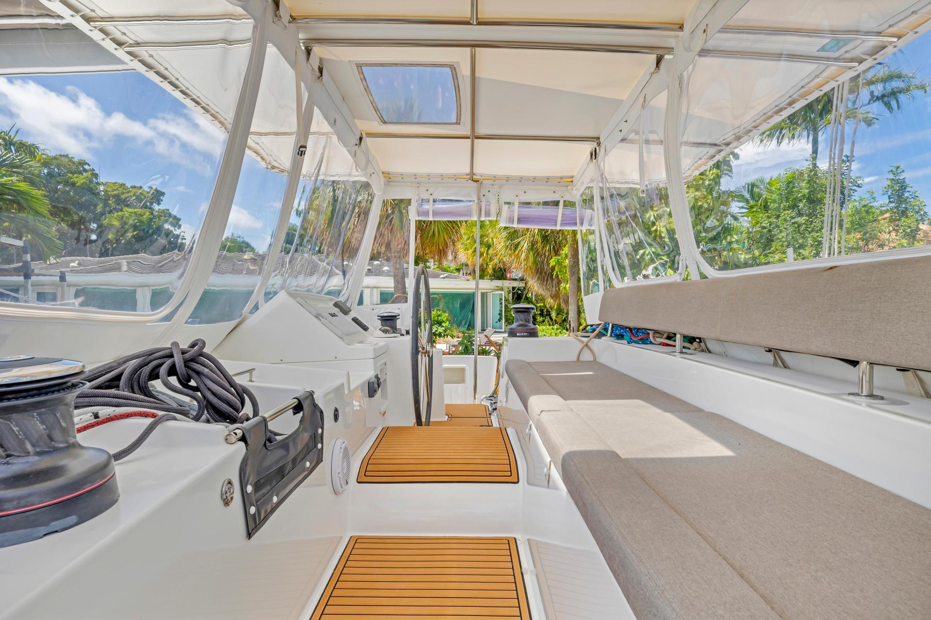 2016 Lagoon 450 Flybridge photo 35