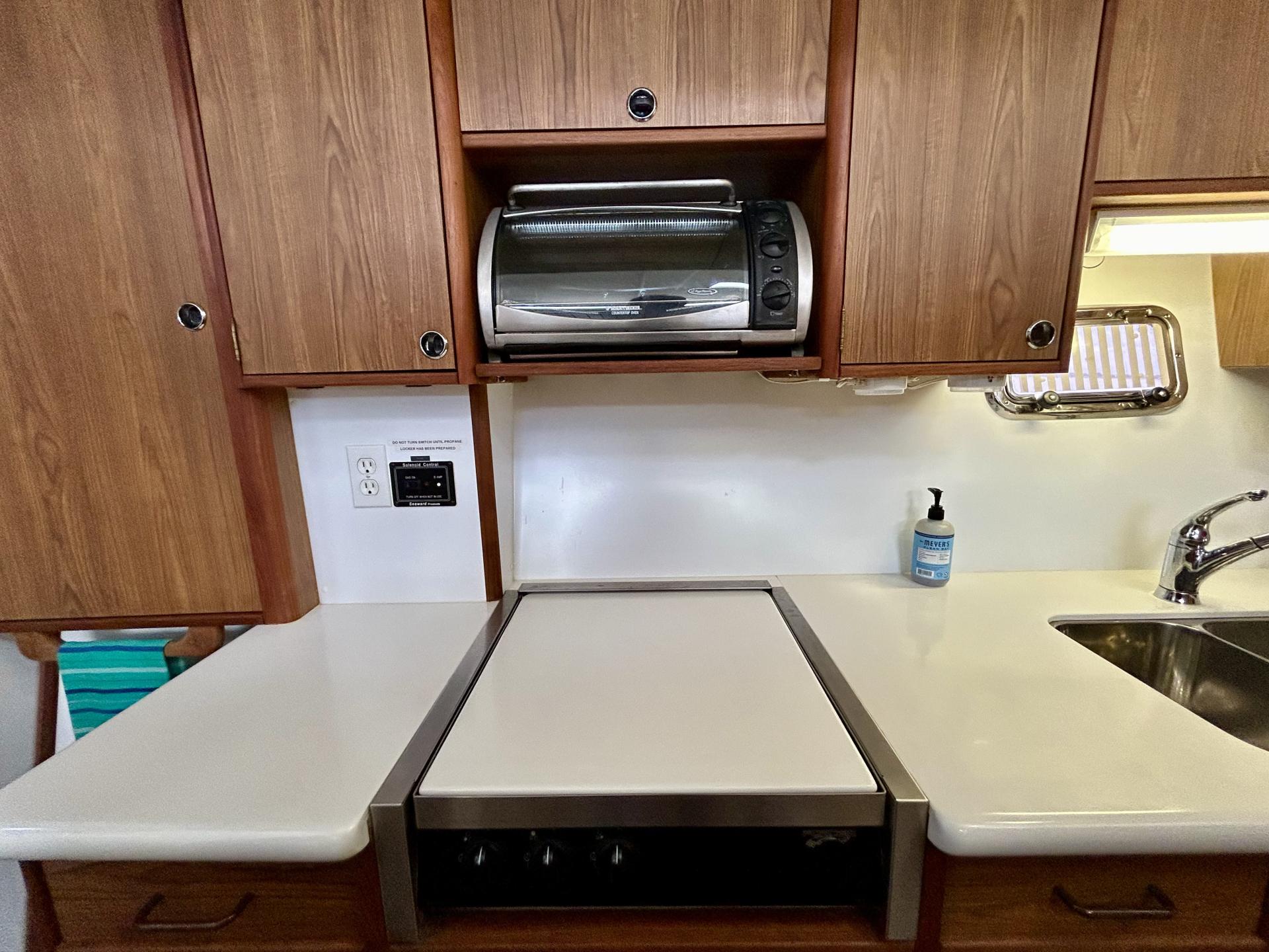 2007 Endeavor 44 Trawler Cat photo 44