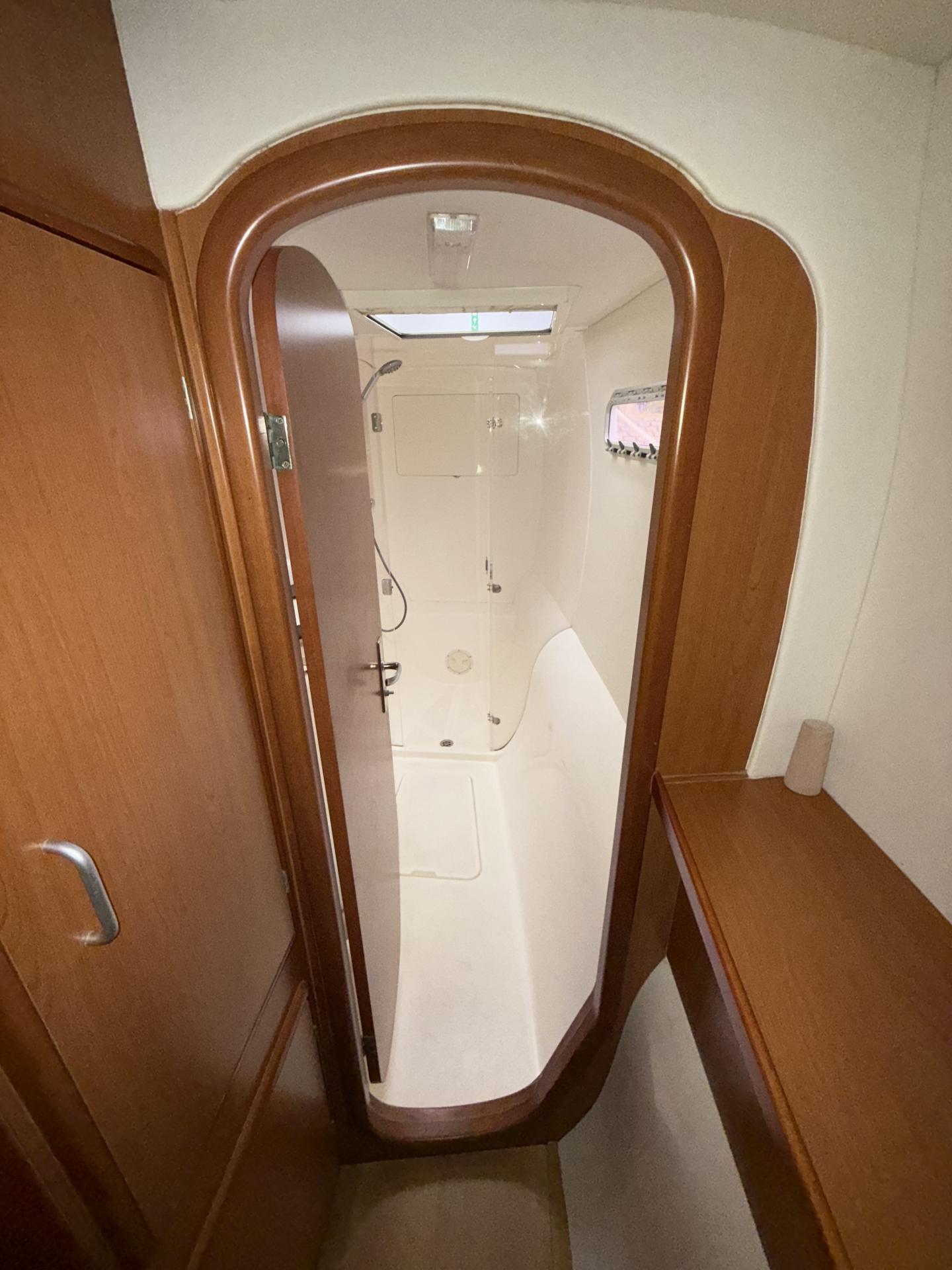 2008 Leopard 40 photo 35