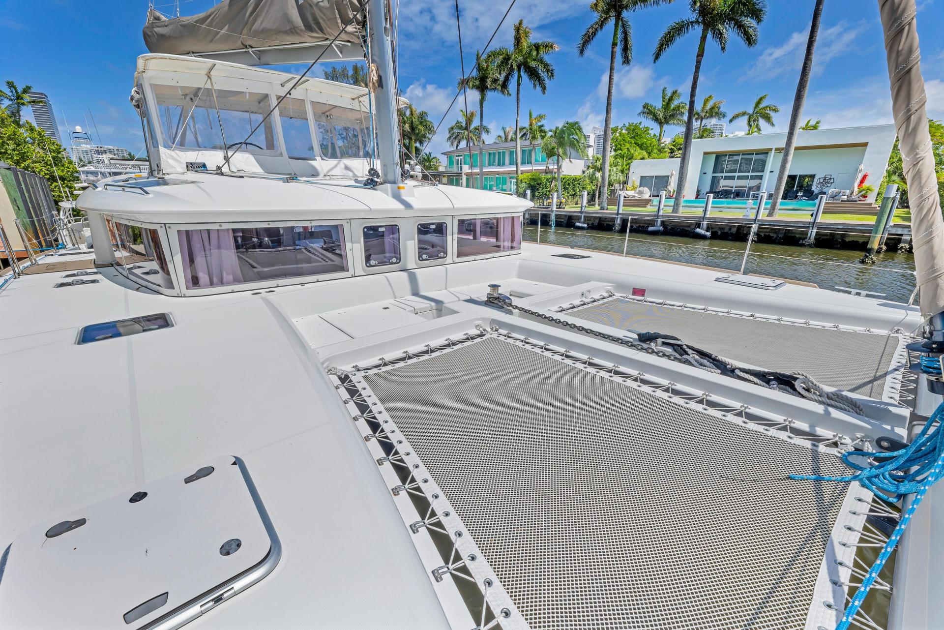 2016 Lagoon 450 Flybridge photo 38