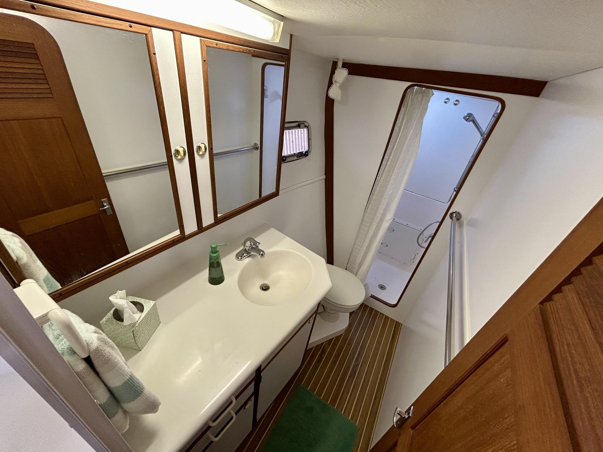 2007 Endeavor 44 Trawler Cat photo 49