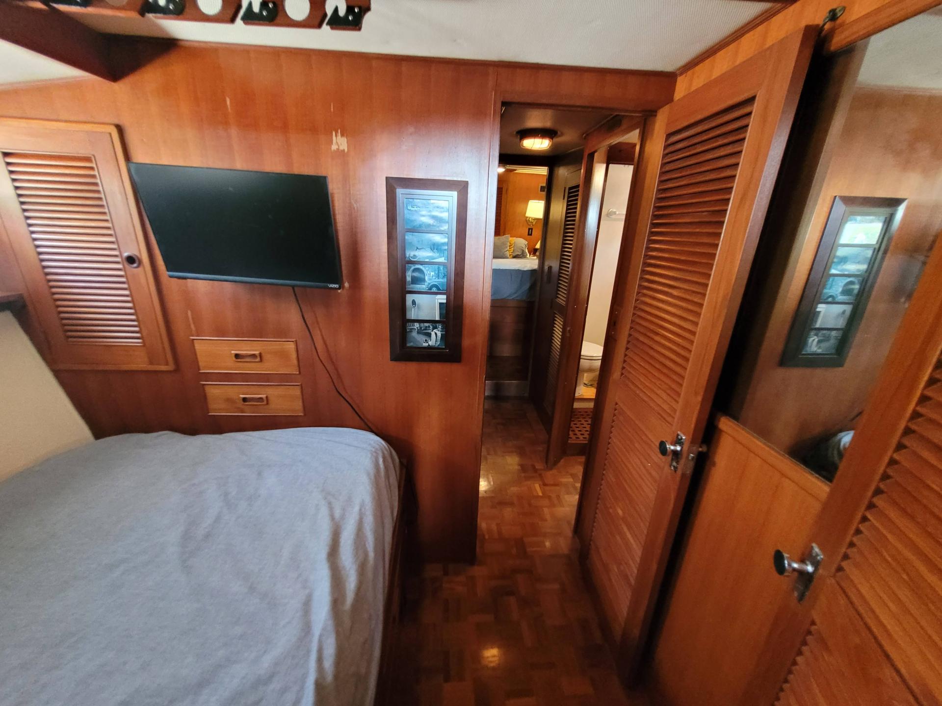 1981 50' Ocean Alexander Mark 1 Pilot House photo 41