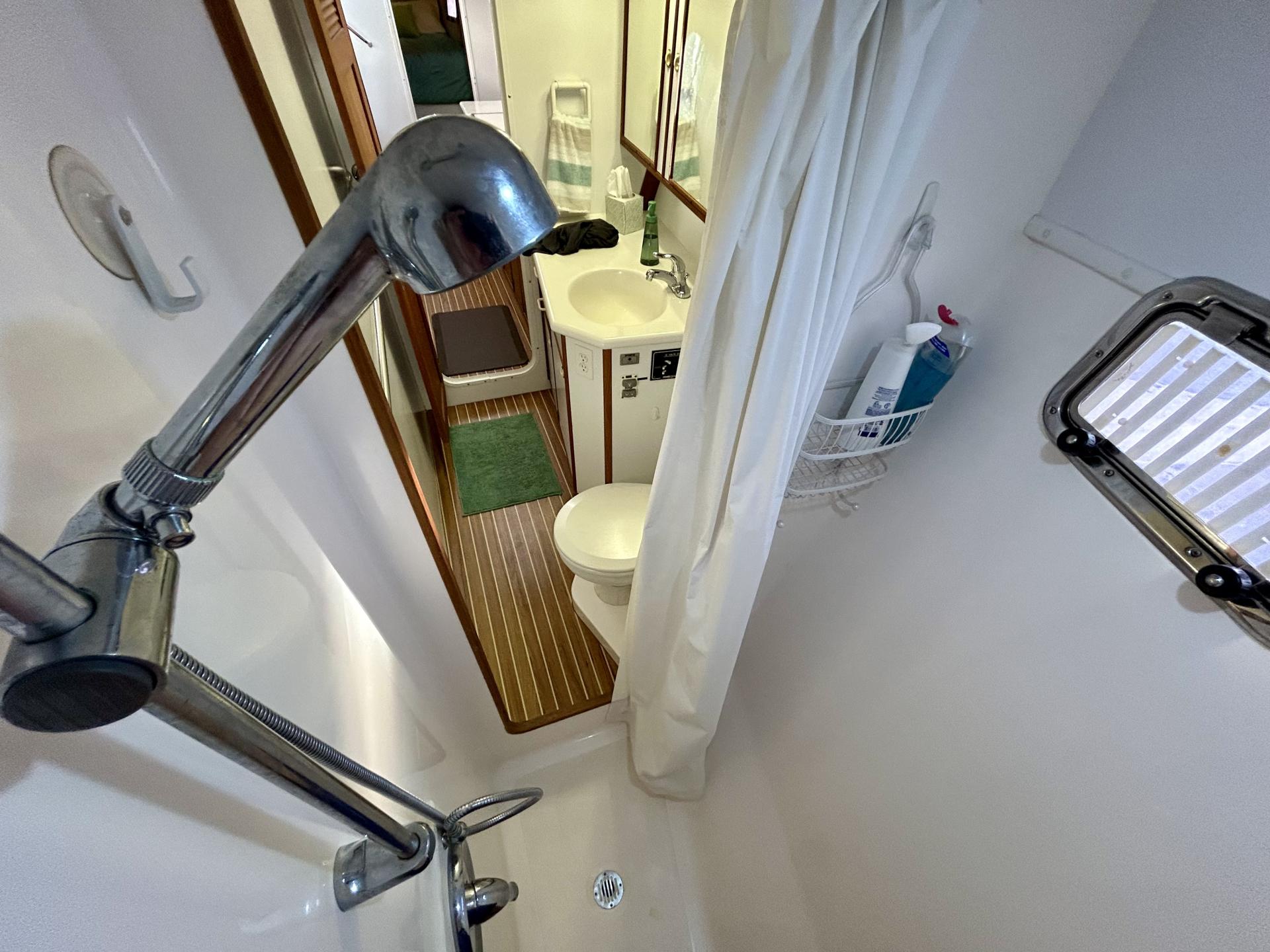 2007 Endeavor 44 Trawler Cat photo 51