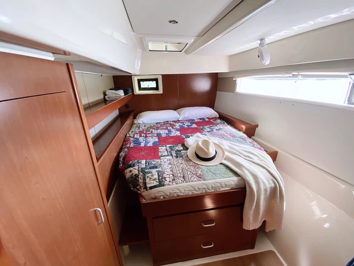 2013 Leopard 48 photo 9