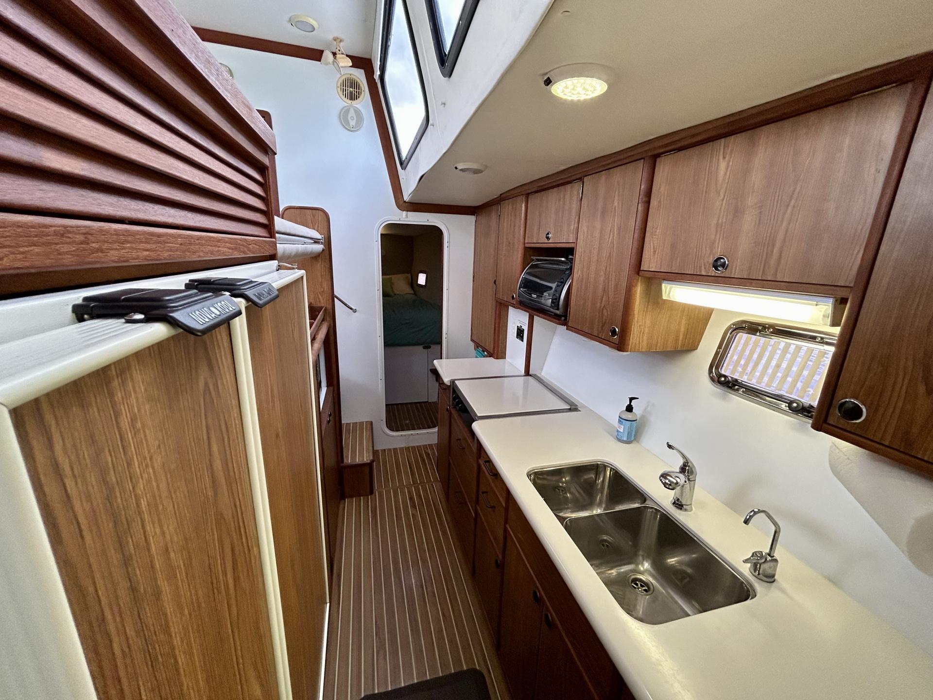 2007 Endeavor 44 Trawler Cat photo 52