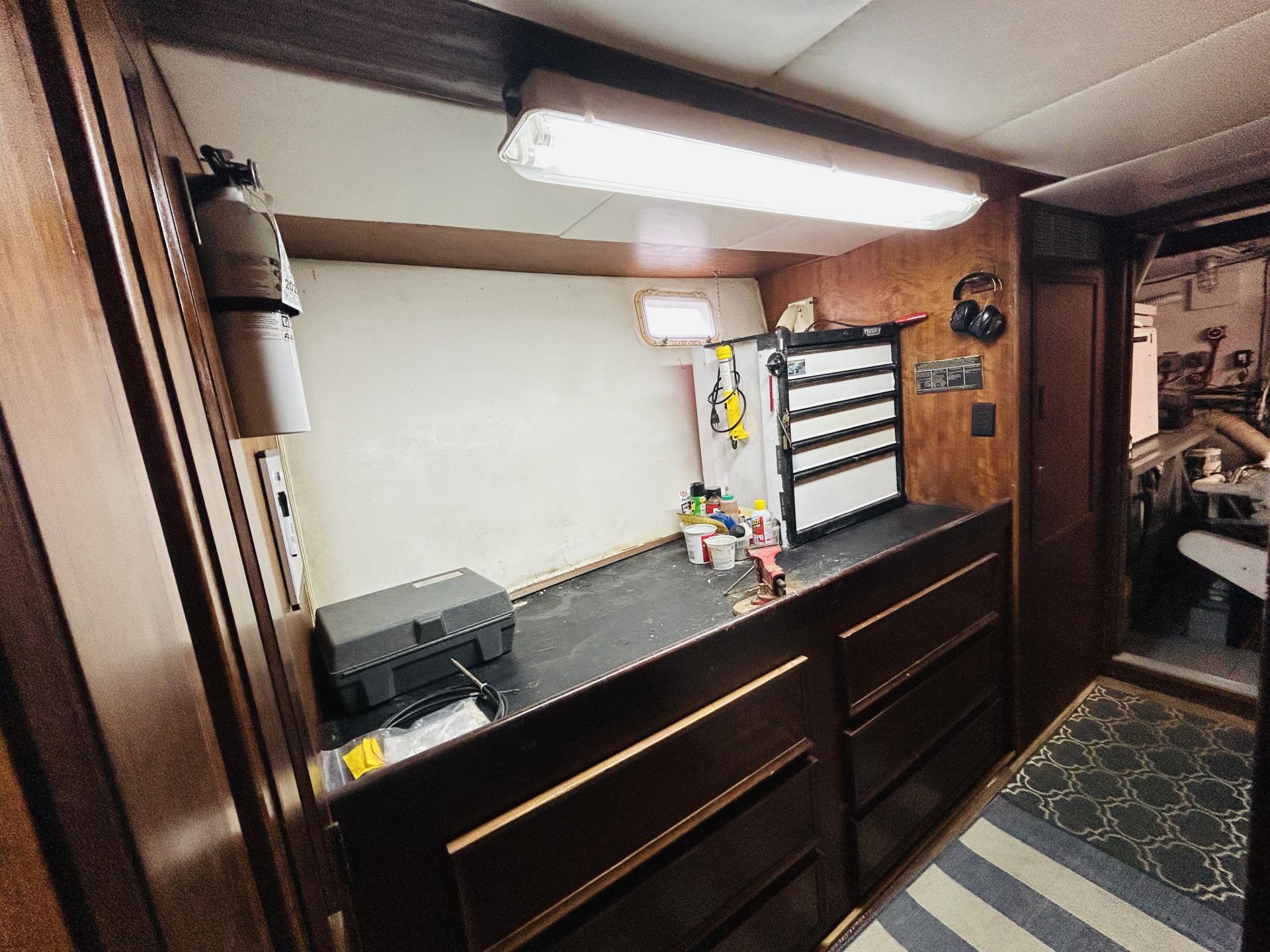 1976 Hatteras 58 LRC photo 45