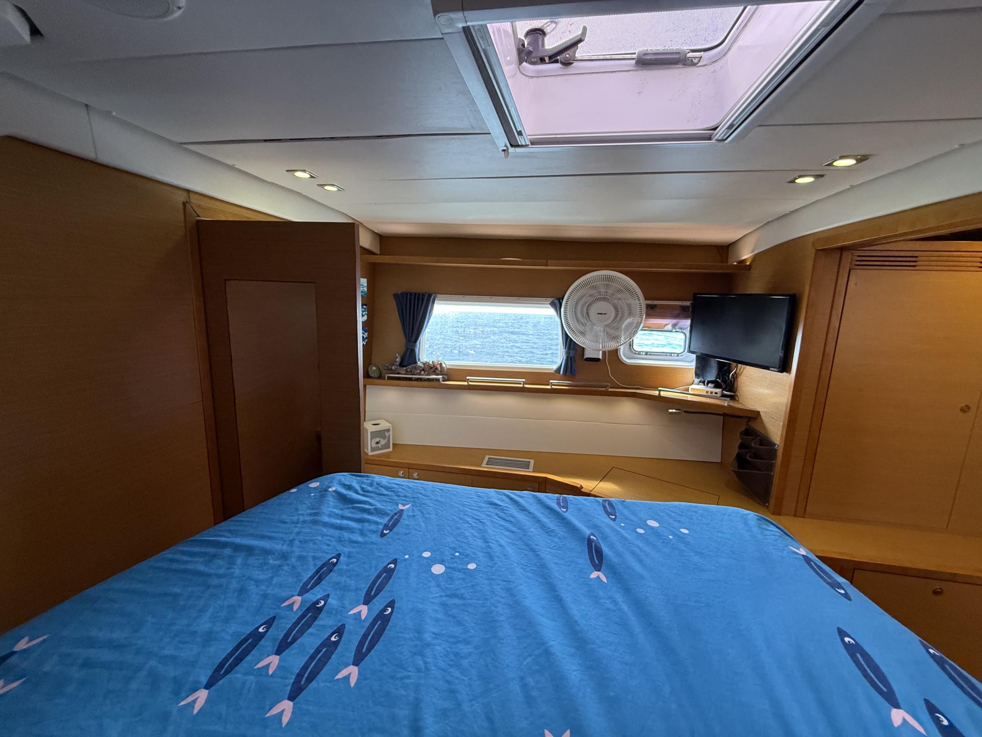 2011 Lagoon 620 photo 50