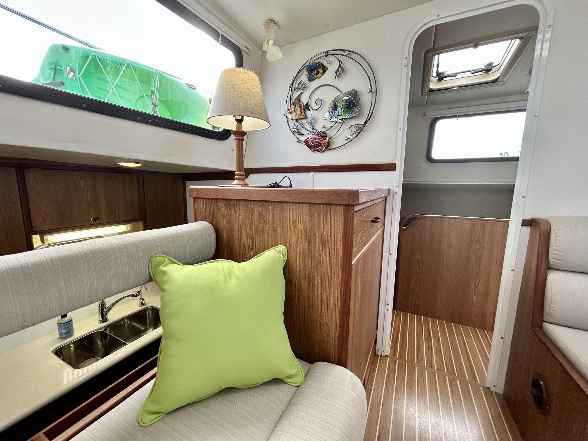2007 Endeavor 44 Trawler Cat photo 58