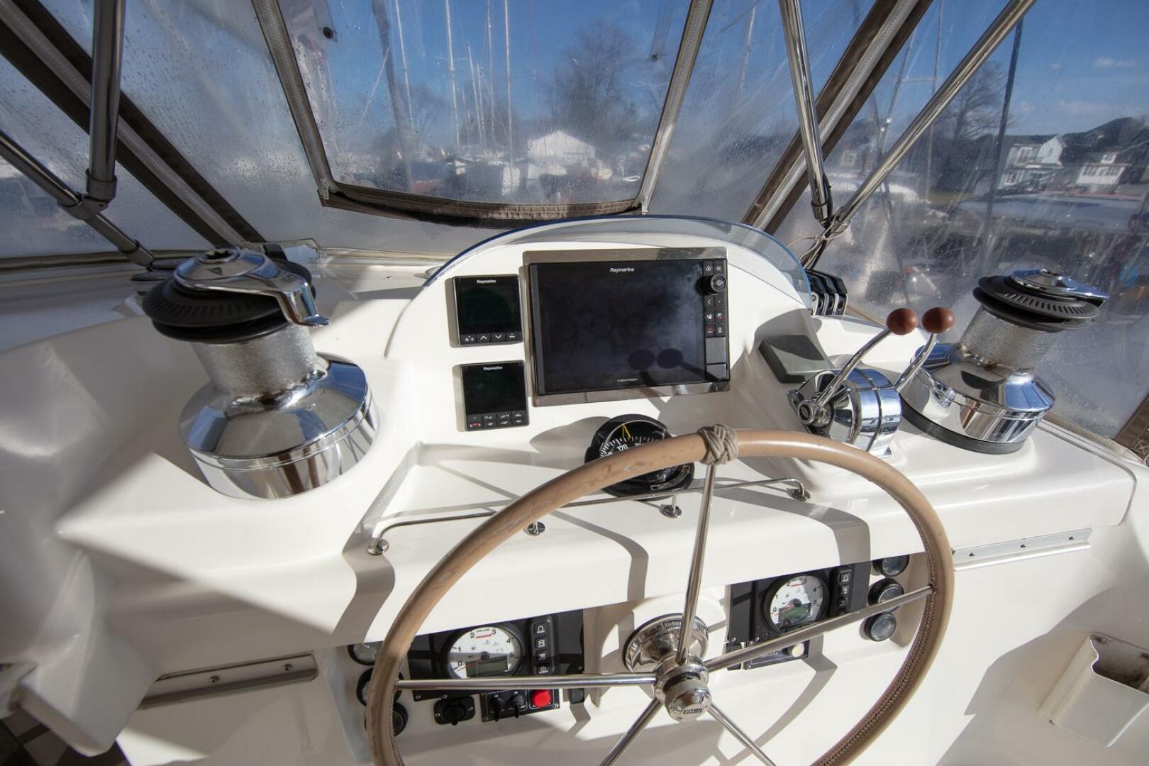 2009 Leopard 46 photo 2