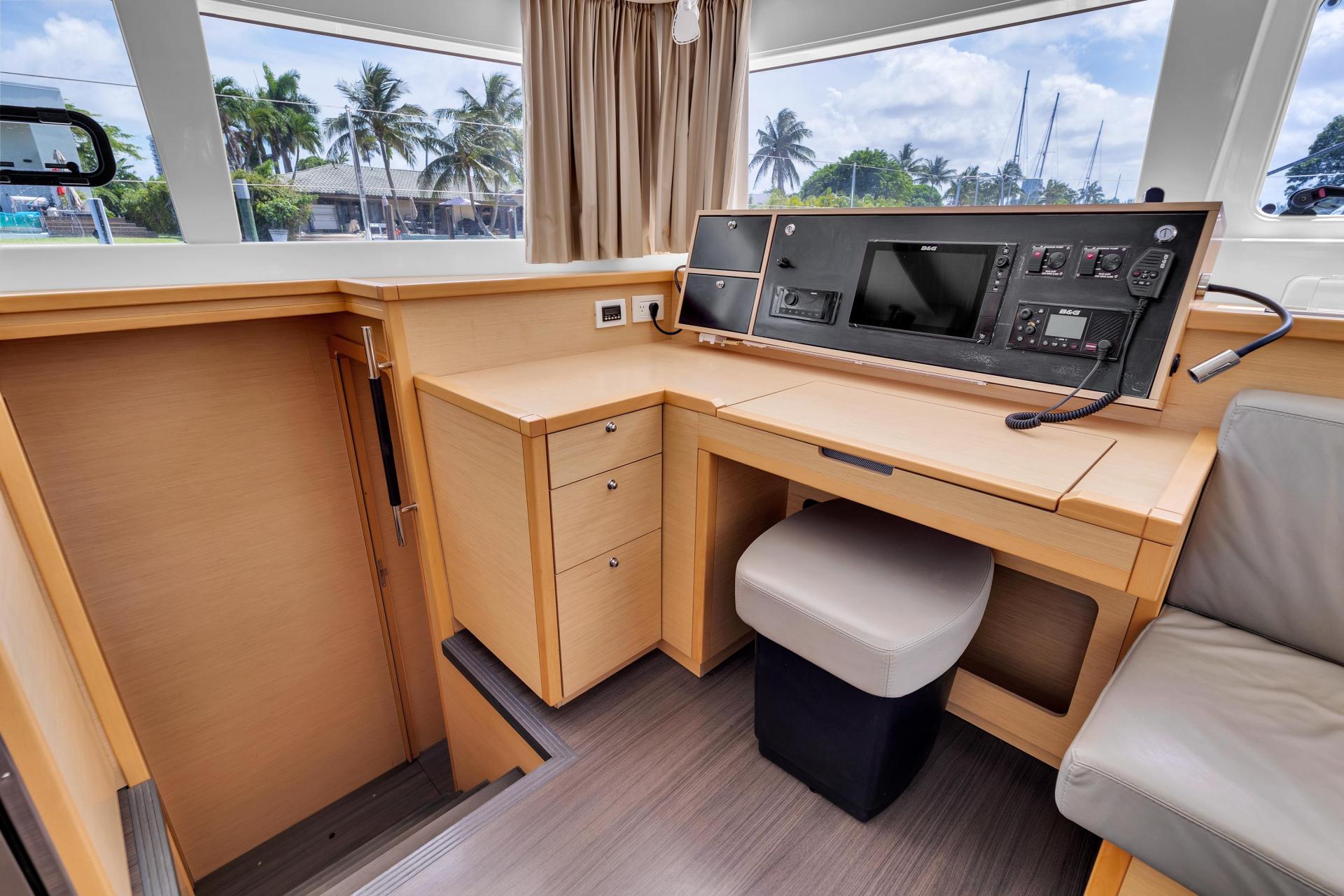 2016 Lagoon 450 Flybridge photo 54