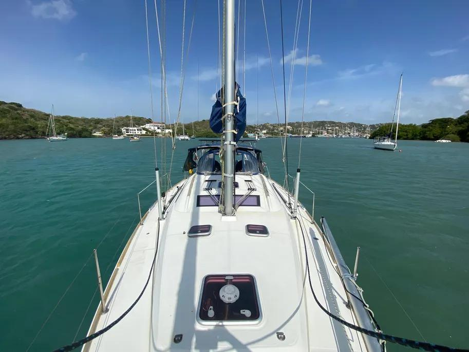 2010 Beneteau Oceanis 43 photo 21