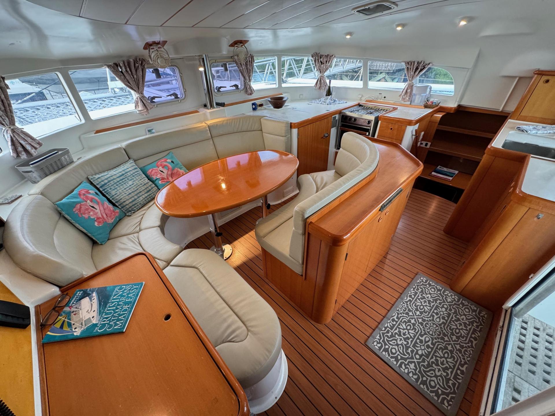 2003 Lagoon 410-S2 photo 3