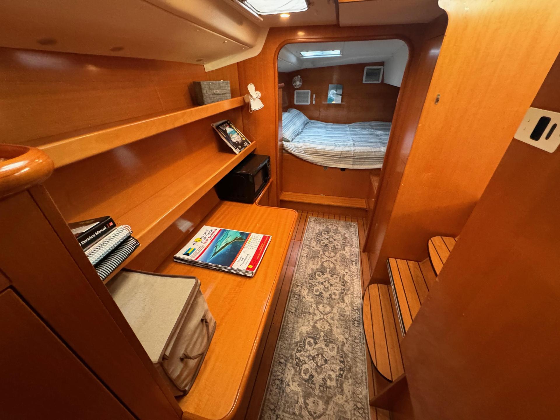 2003 Lagoon 410-S2 photo 25