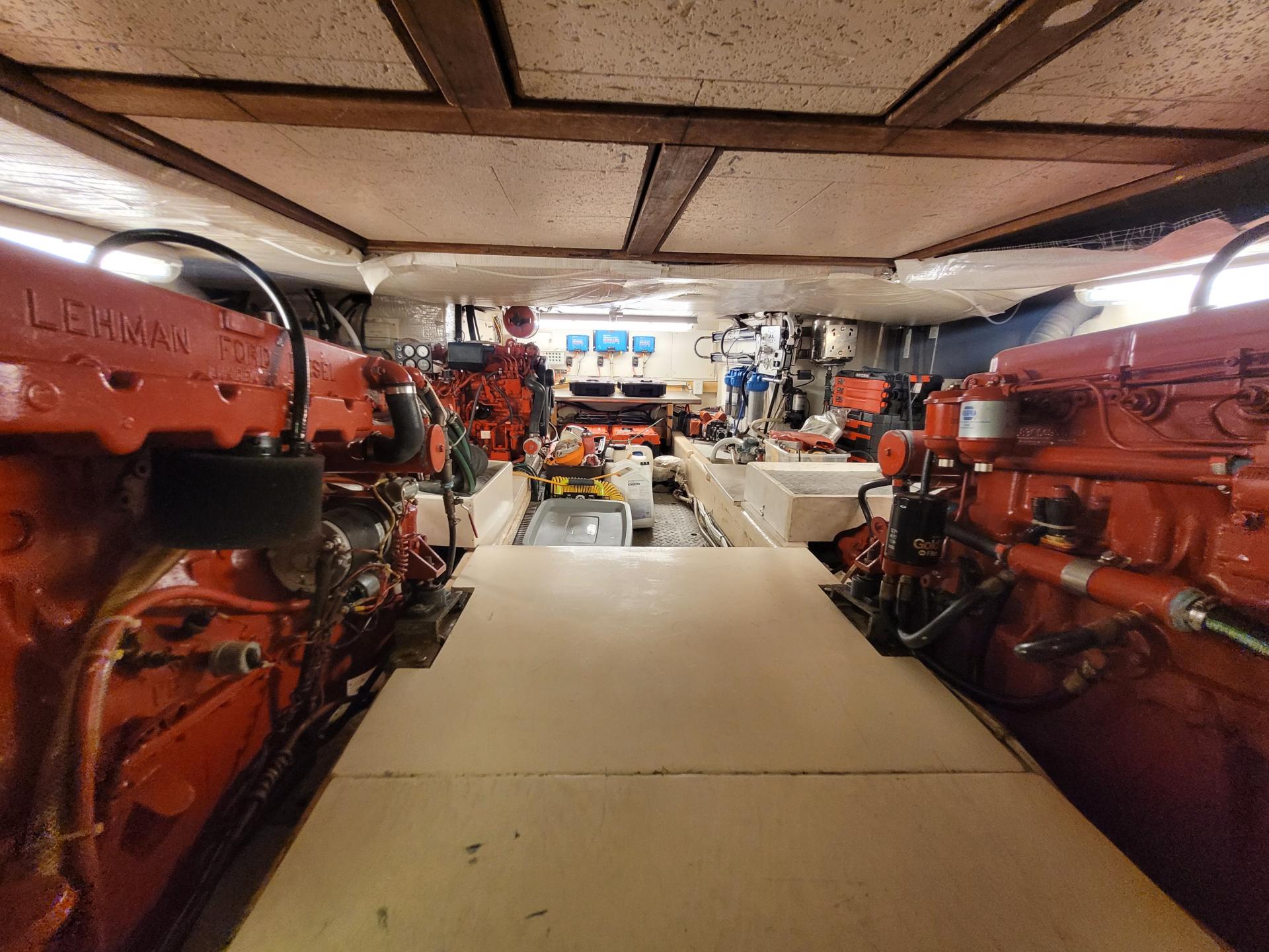 1981 50' Ocean Alexander Mark 1 Pilot House photo 57