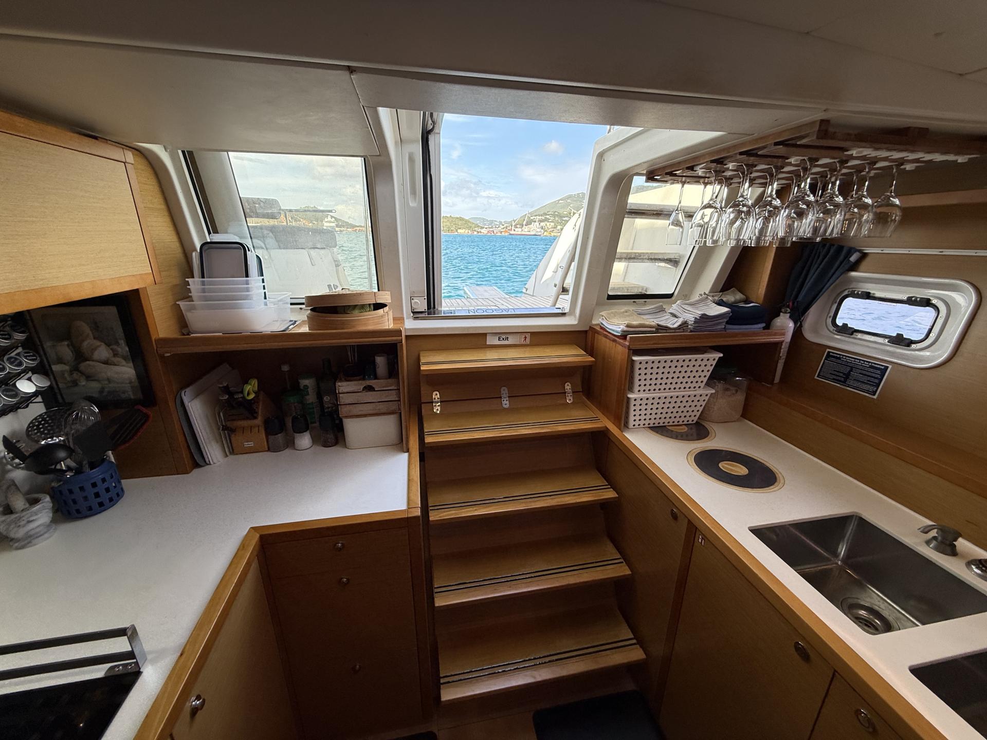 2011 Lagoon 620 photo 61