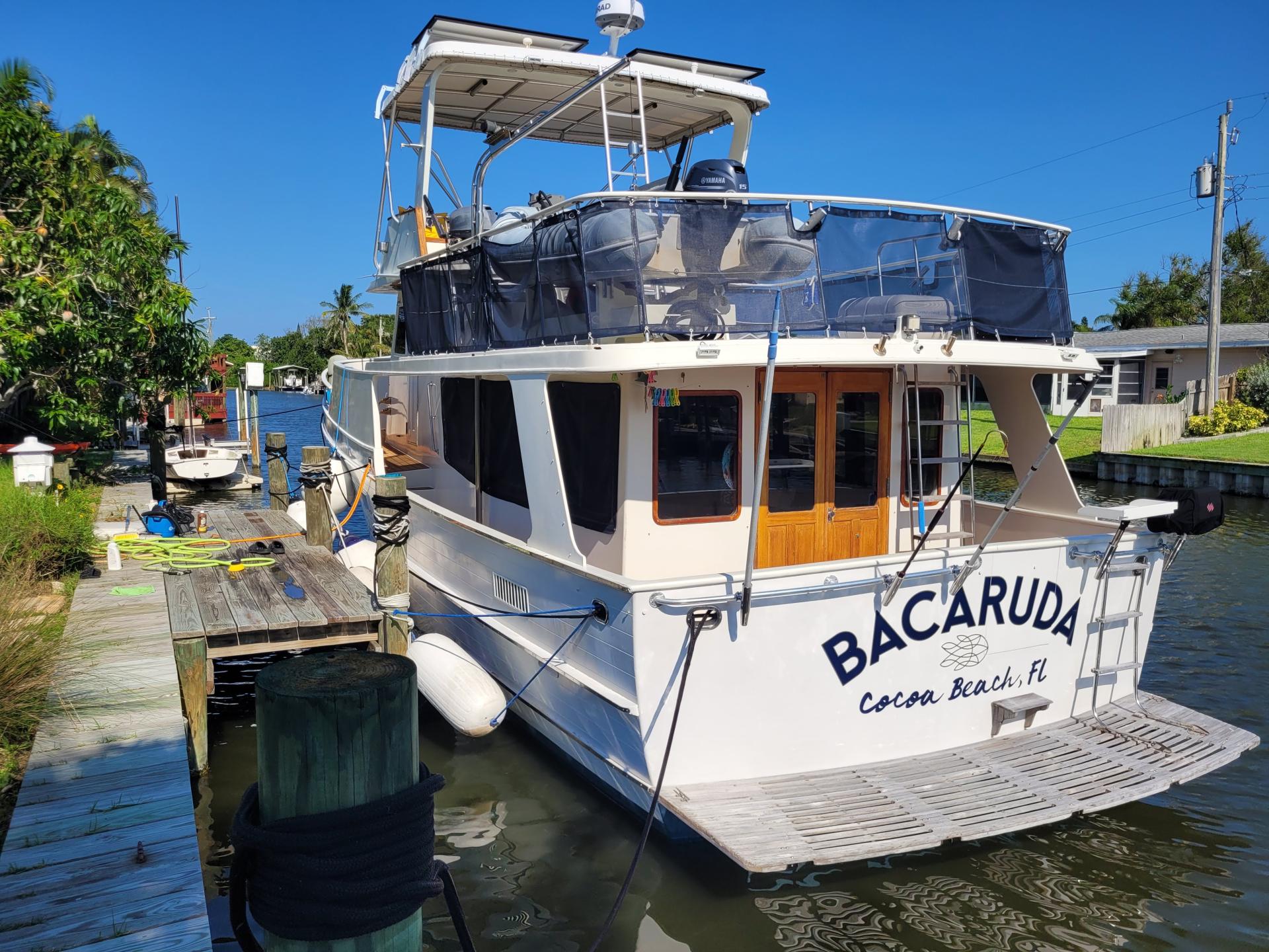 1981 50&#8242; Ocean Alexander Mark 1 Pilot House photo 3