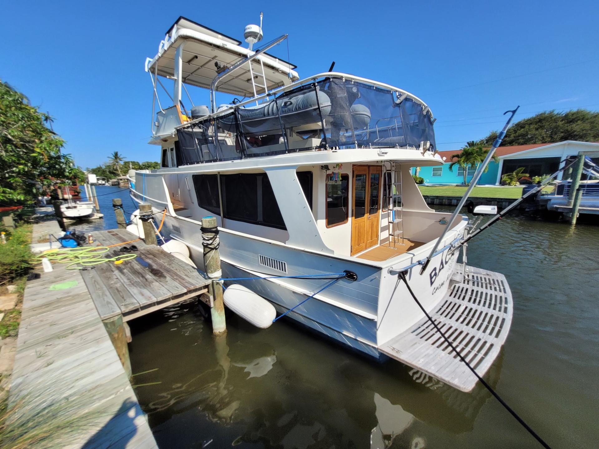 1981 50&#8242; Ocean Alexander Mark 1 Pilot House photo 4