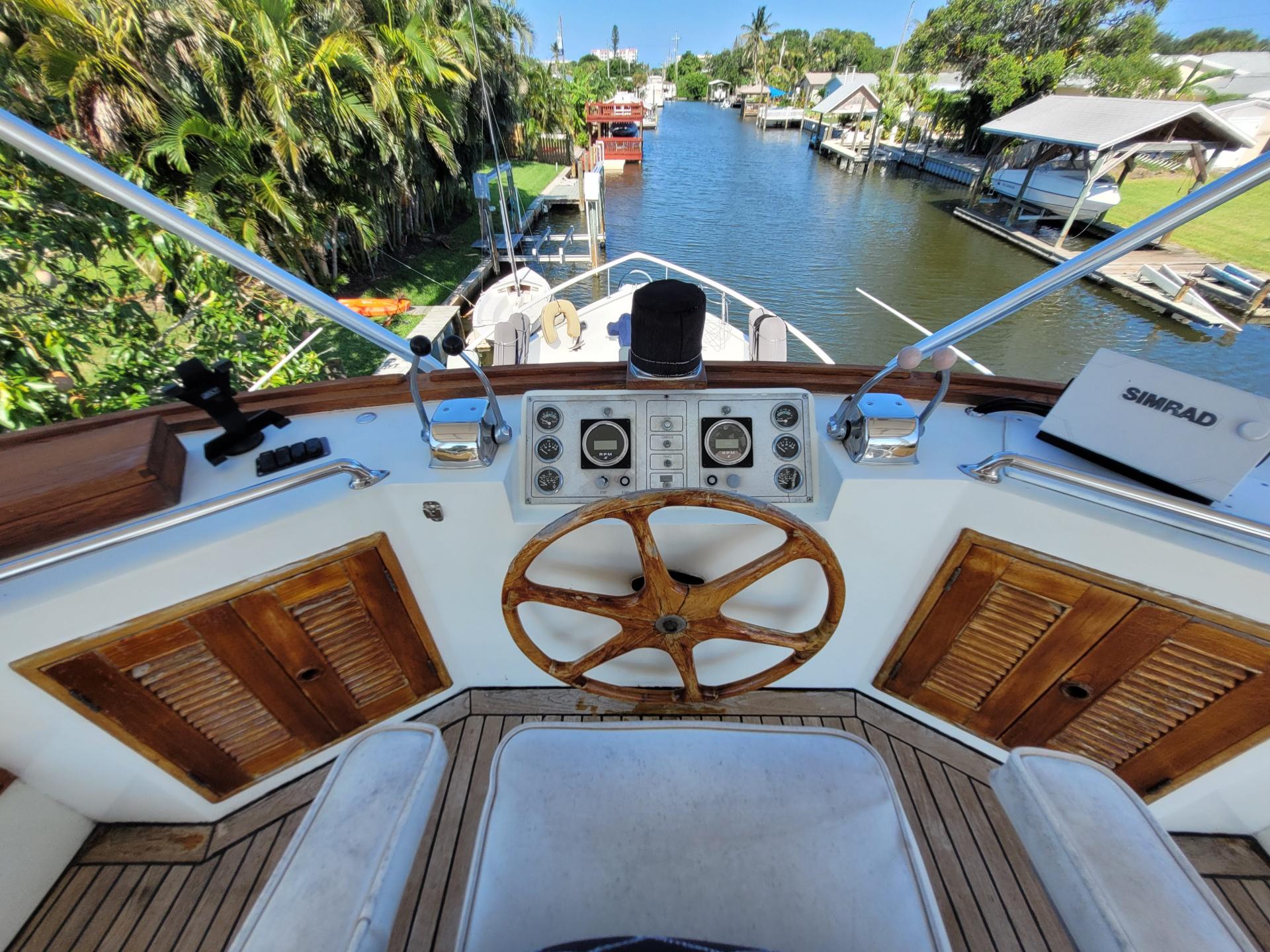1981 50&#8242; Ocean Alexander Mark 1 Pilot House photo 17