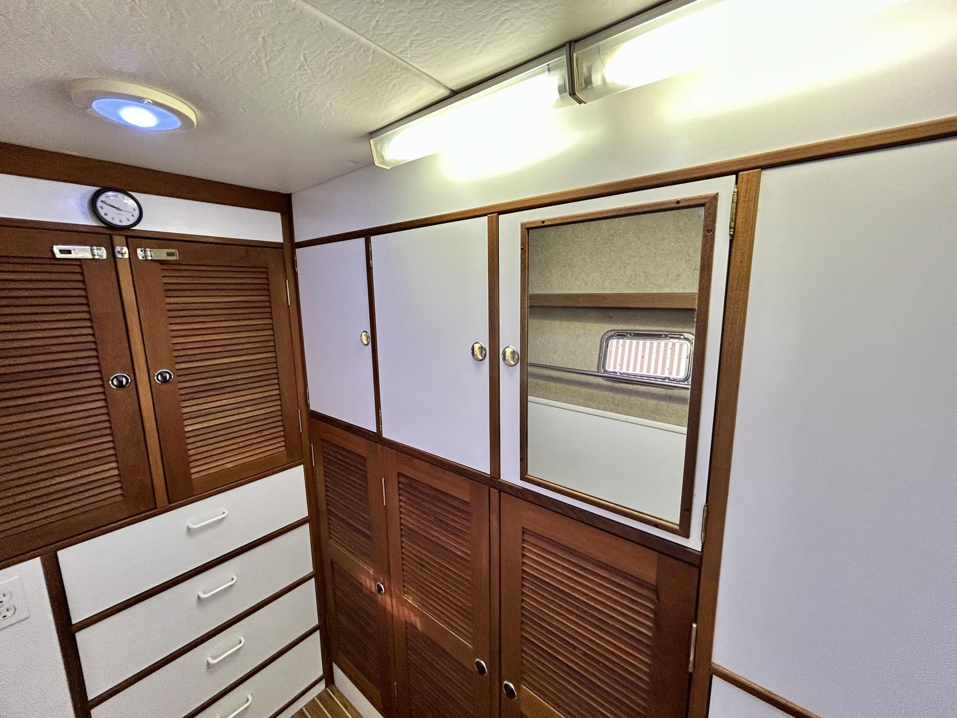 2007 Endeavor 44 Trawler Cat photo 69