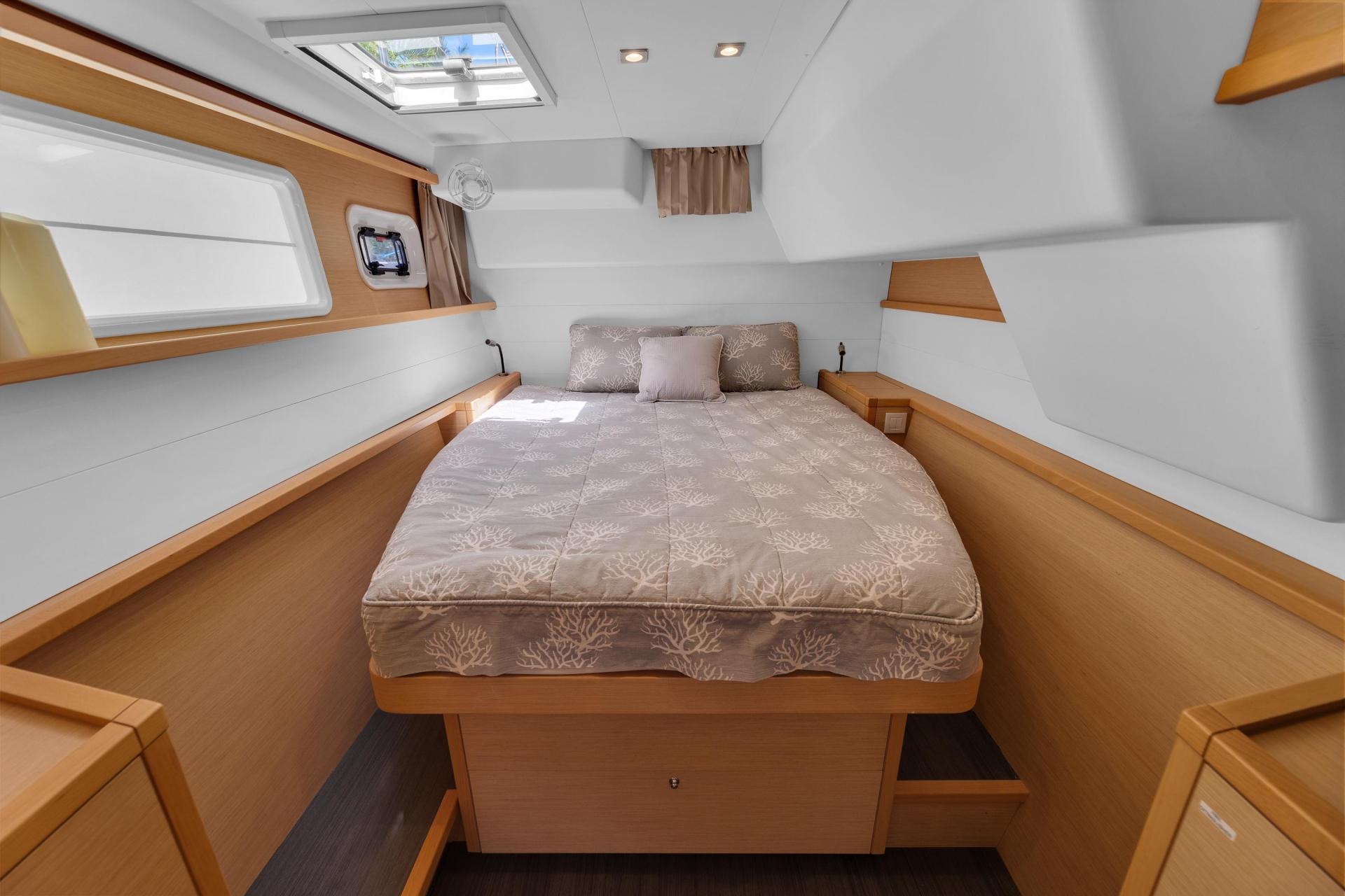 2016 Lagoon 450 Flybridge photo 61
