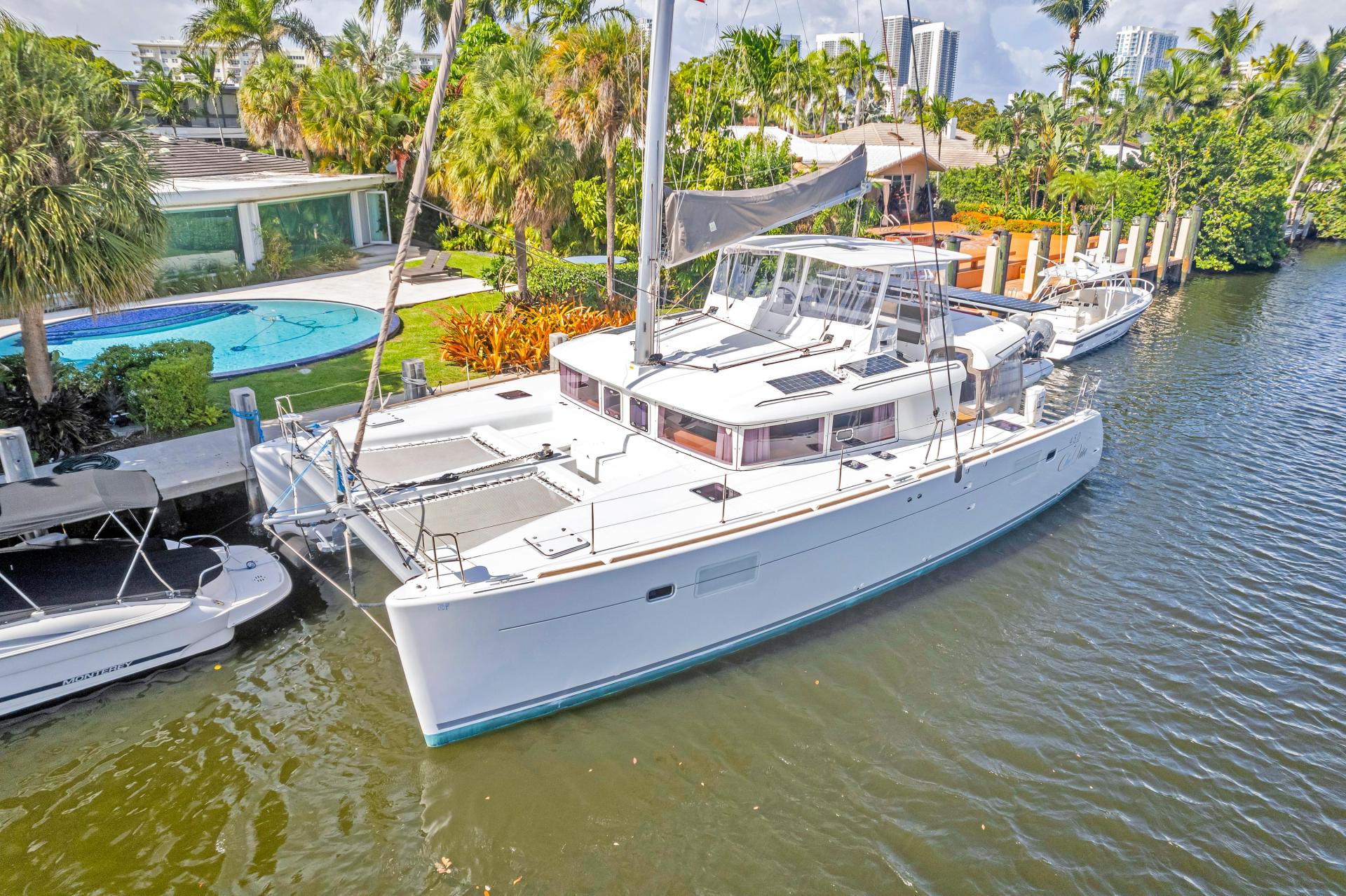 2016 Lagoon 450 Flybridge photo 6