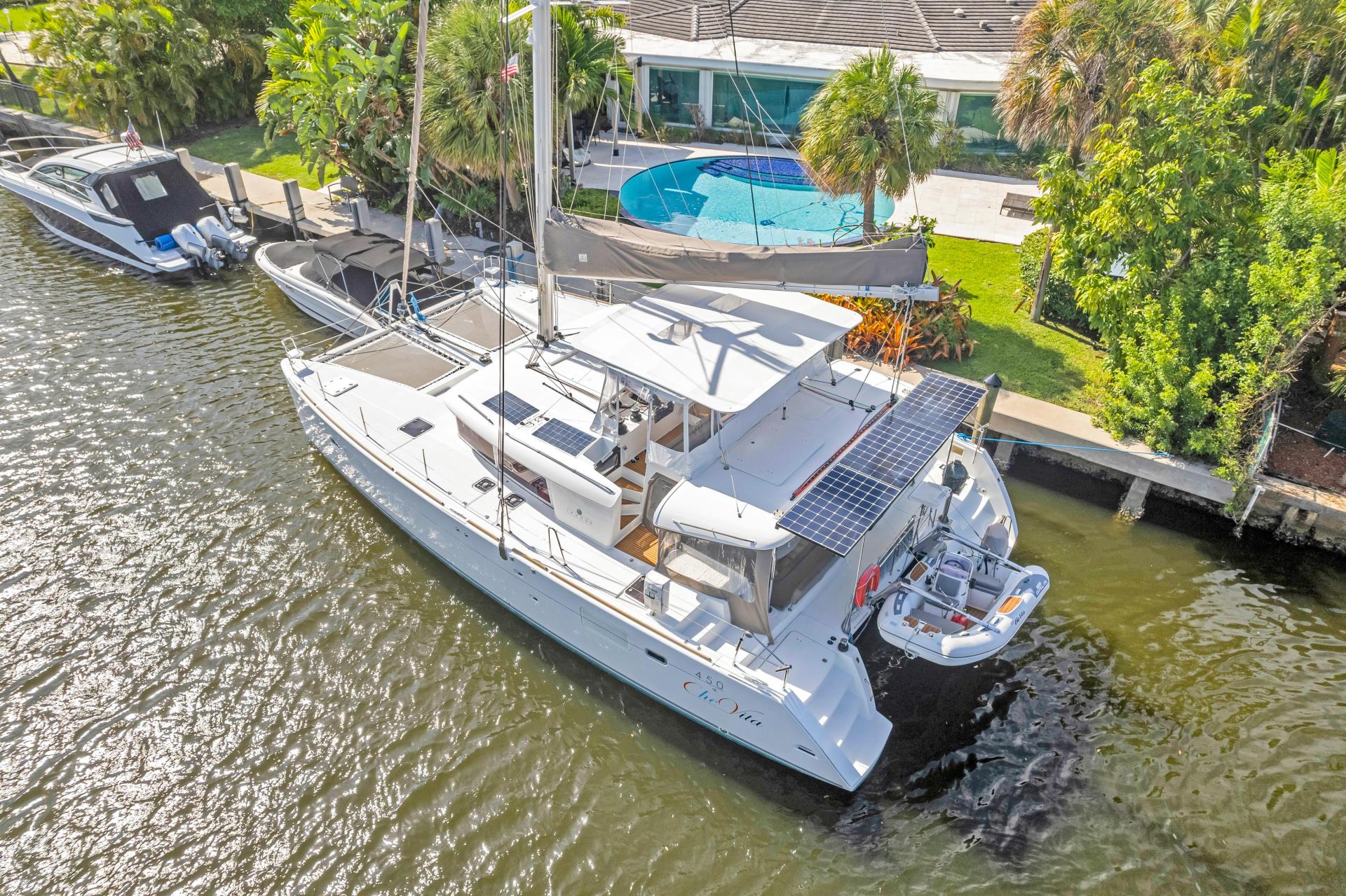 2016 Lagoon 450 Flybridge photo 9
