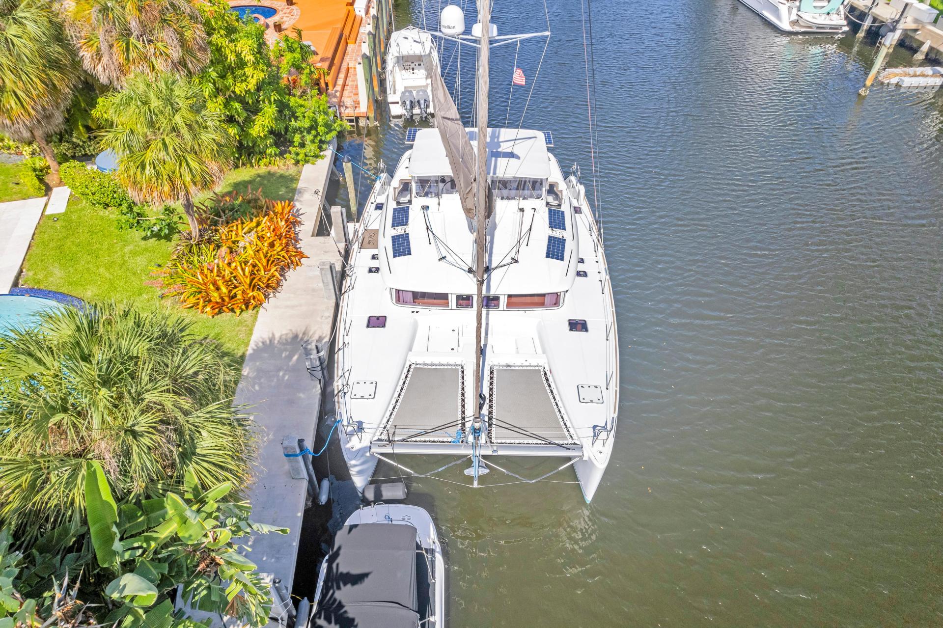 2016 Lagoon 450 Flybridge photo 12