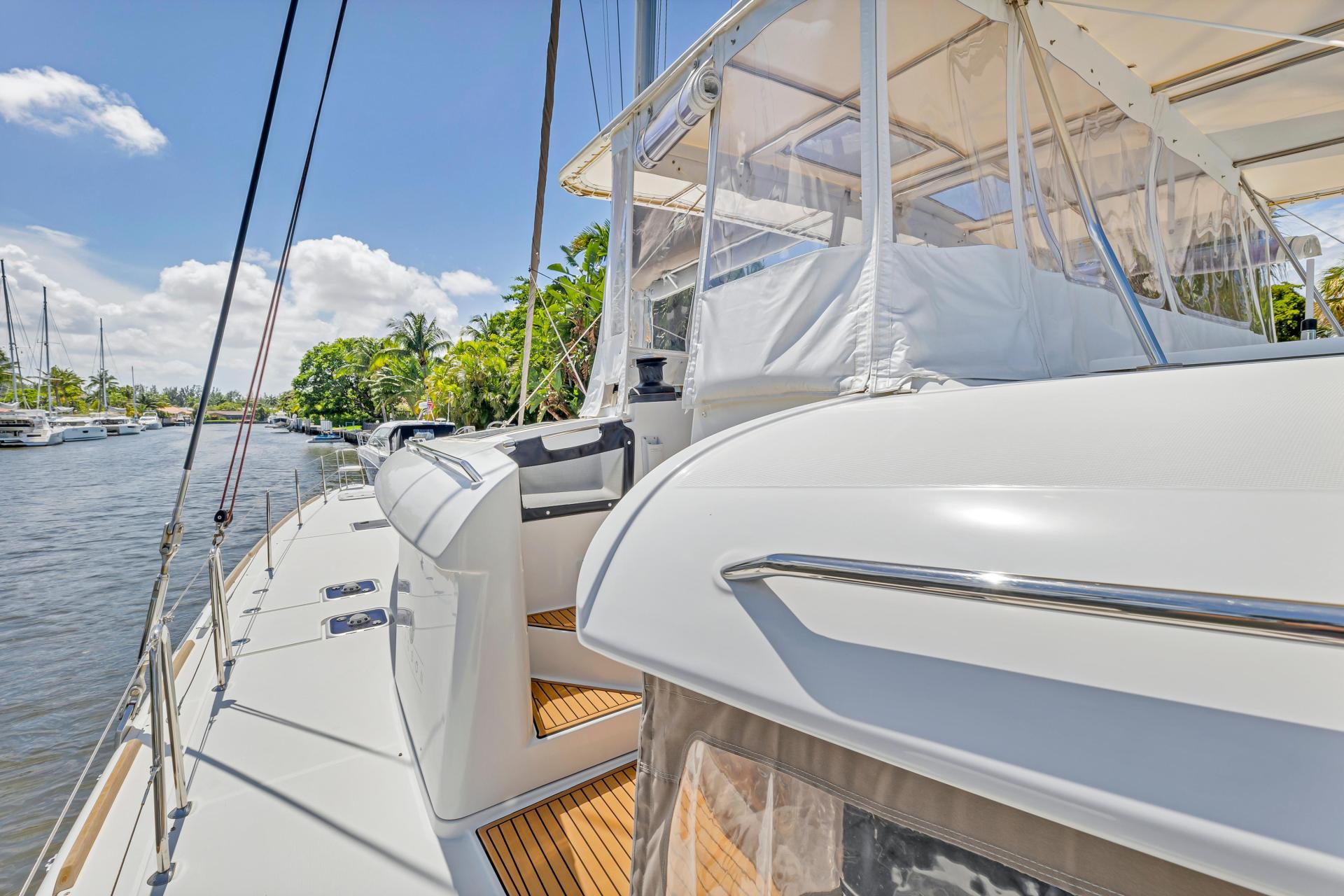 2016 Lagoon 450 Flybridge photo 26