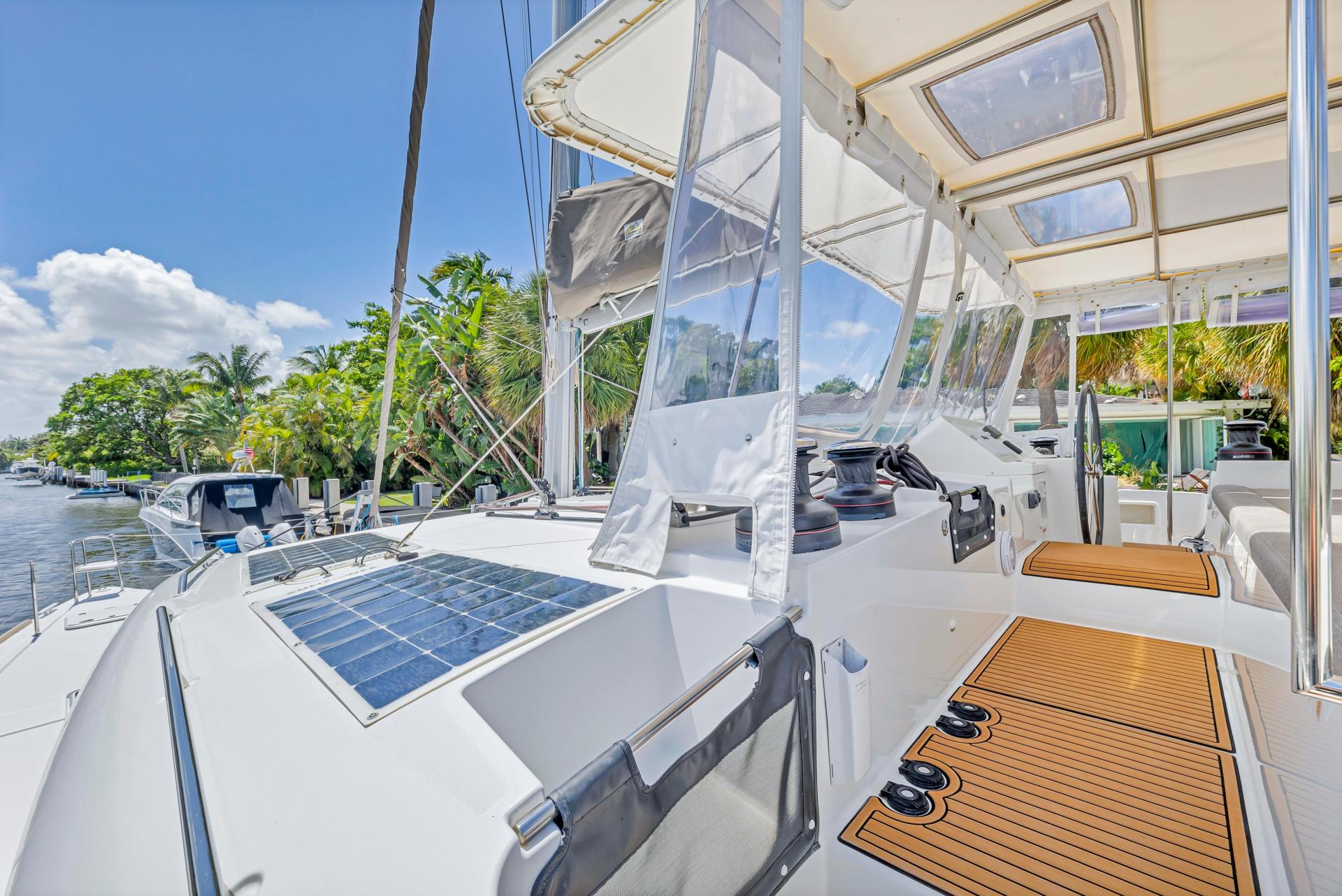 2016 Lagoon 450 Flybridge photo 27